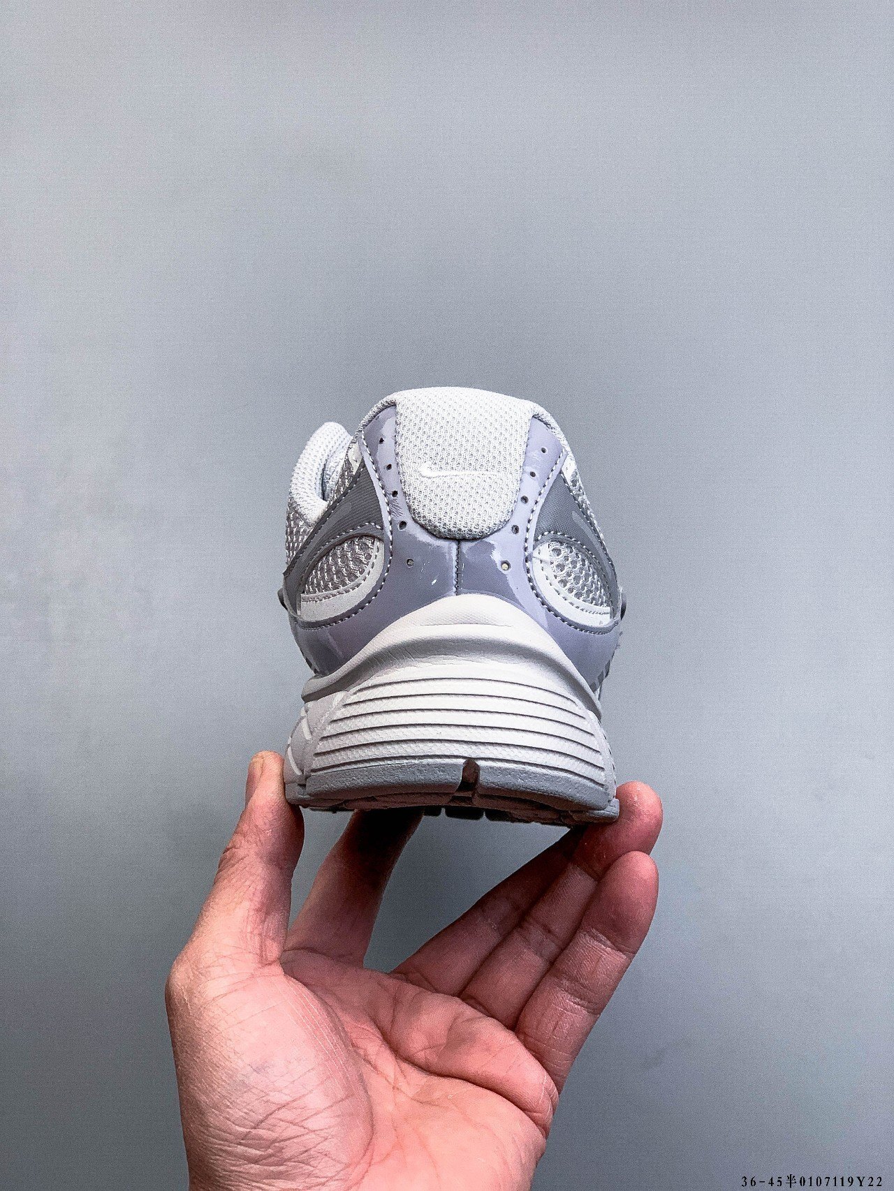 47$ NIKE V5 RNR 25 Size 36-45 927250 PM134 gallery