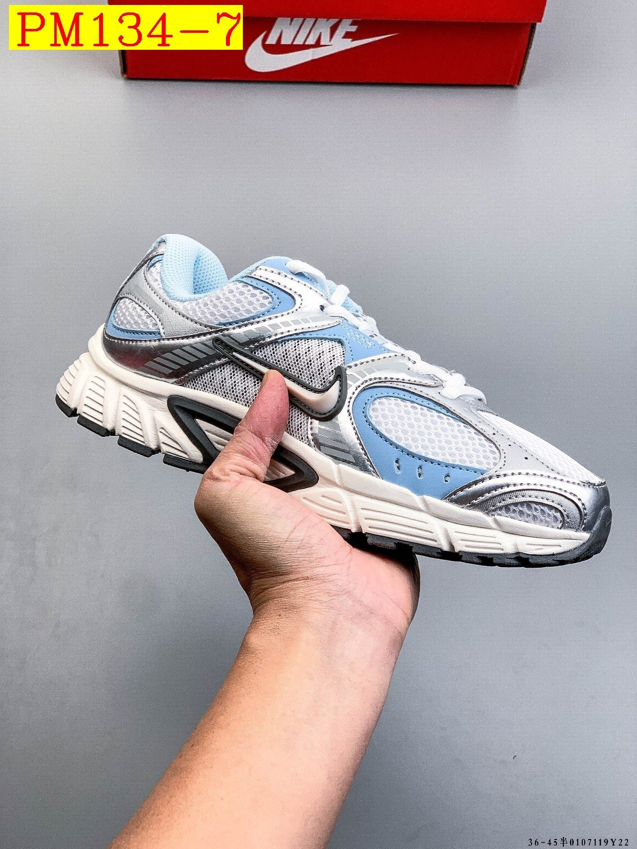 47$ NIKE V5 RNR 25 Size 36-45 927250 PM134 gallery