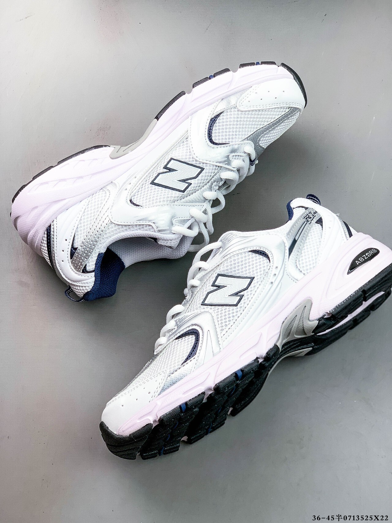 47$ New Balance MR530 Size 36-45 half 727230 QT1508 gallery