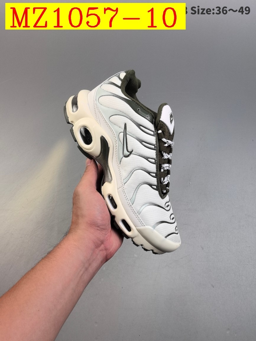 47$ Nike AIR MAX PLUS size 36-46 029240 MZ1057 gallery