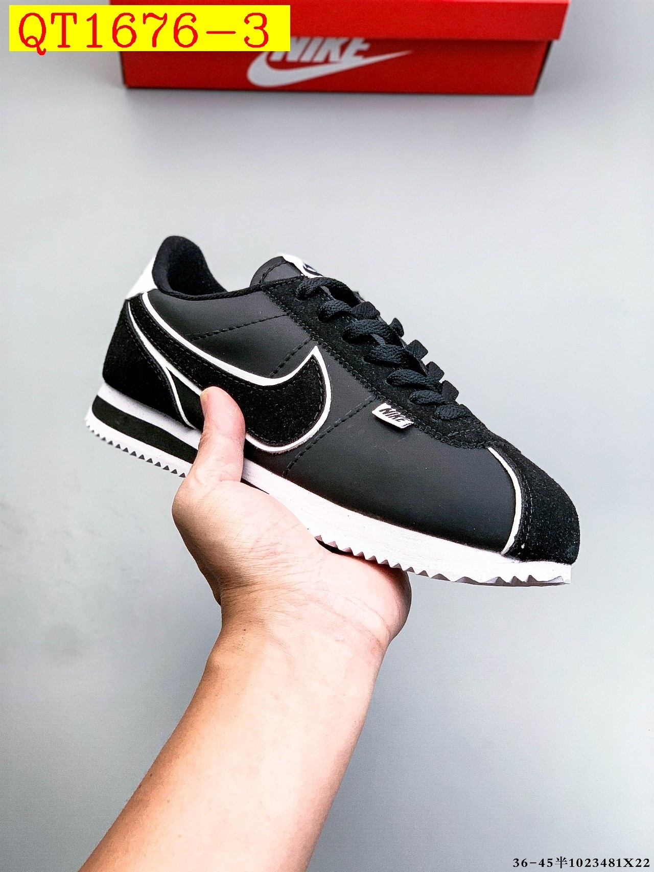 47$ Nike Classic Cortez Nylon Size 36-45 half 123250 QT1676 gallery