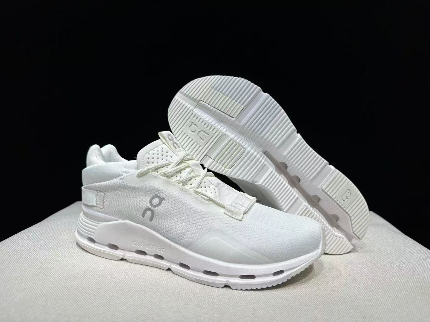 47$ On Cloudnova 2 Size 36-45 524670 QT1298 gallery