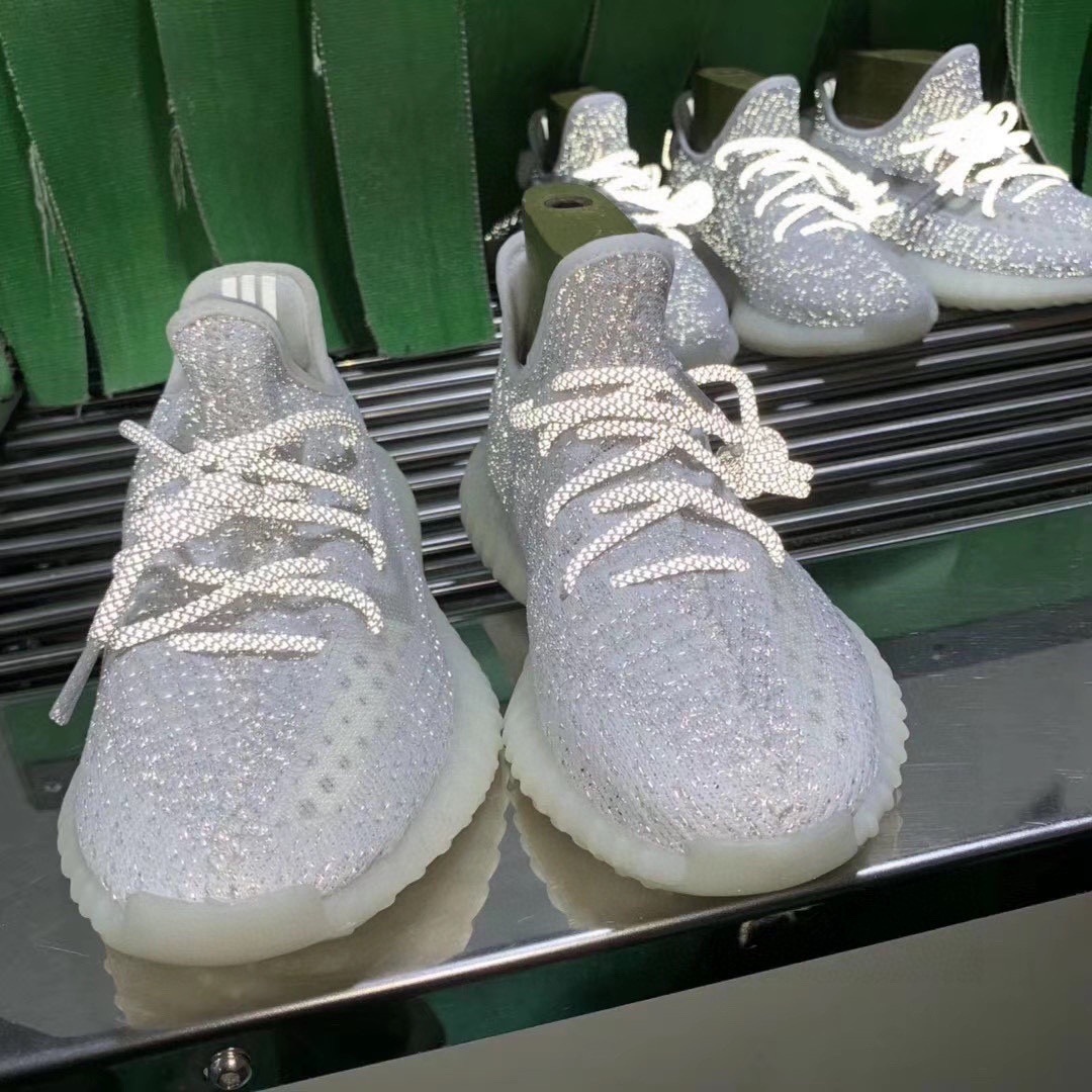 47$ Yeezy 350 Boost V2 size 36-46 429250 MZ1313 gallery