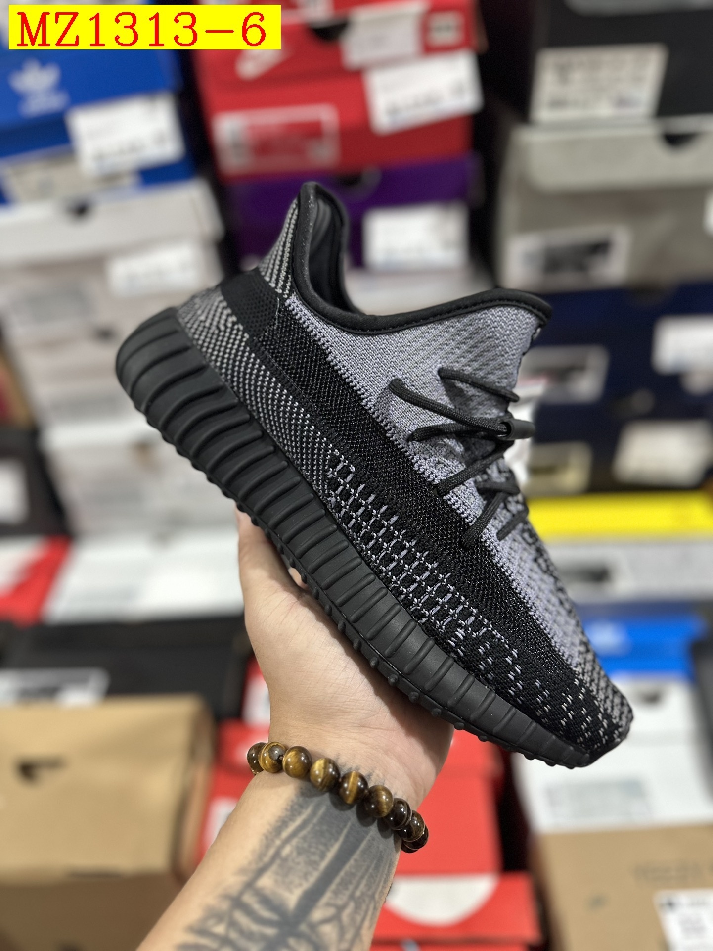 47$ Yeezy 350 Boost V2 size 36-46 429250 MZ1313 gallery