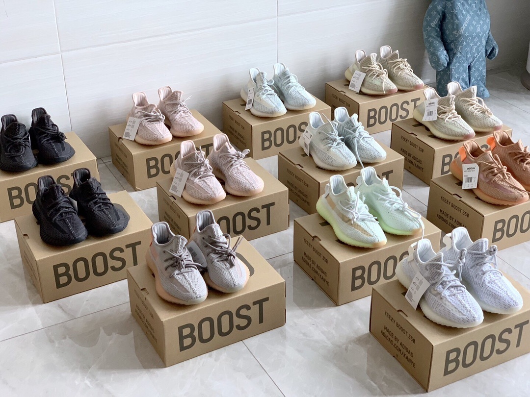 47$ Yeezy 350 Boost V2 size 36-46 429250 MZ1313 gallery