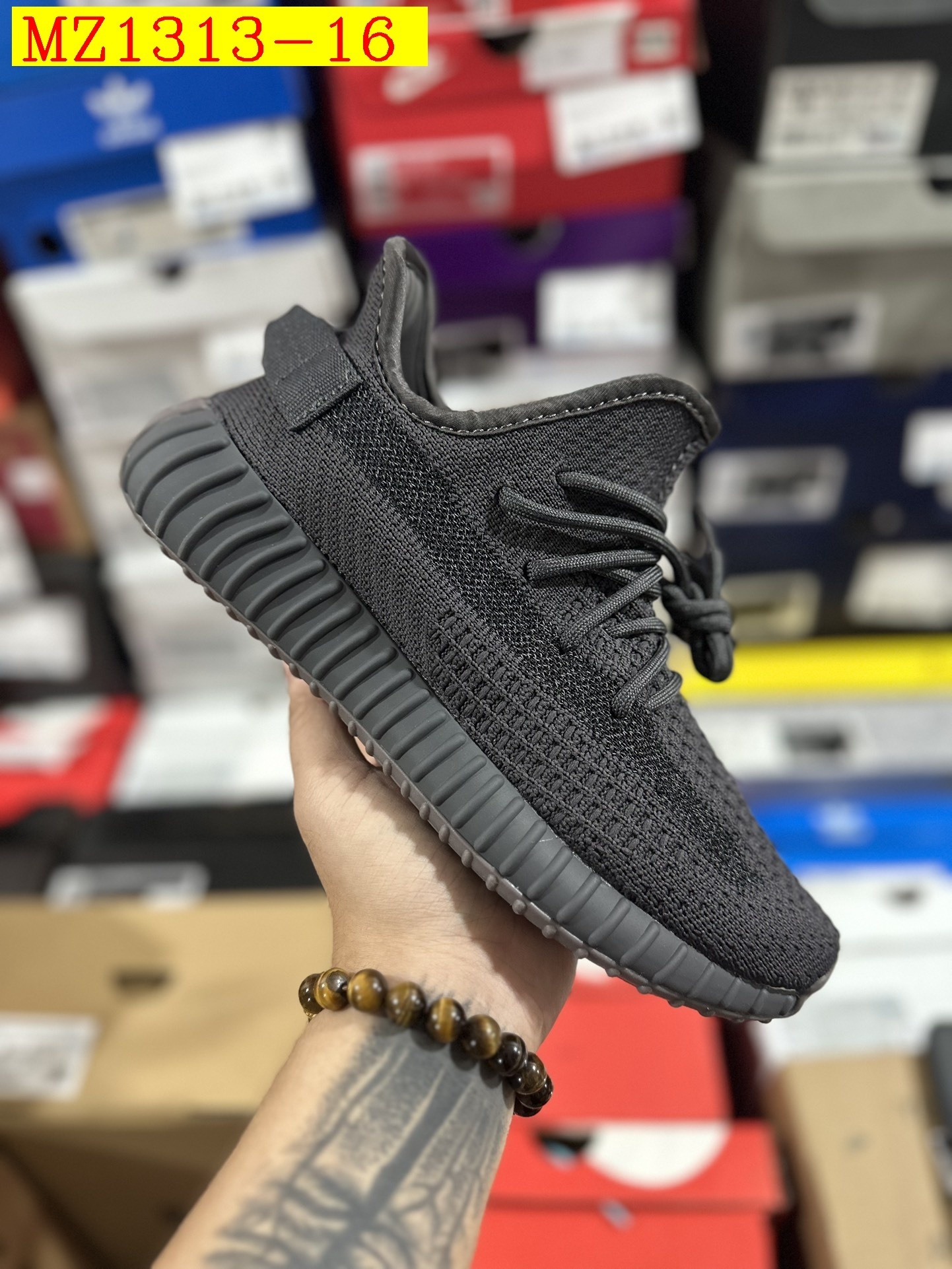 47$ Yeezy 350 Boost V2 size 36-46 429250 MZ1313 gallery