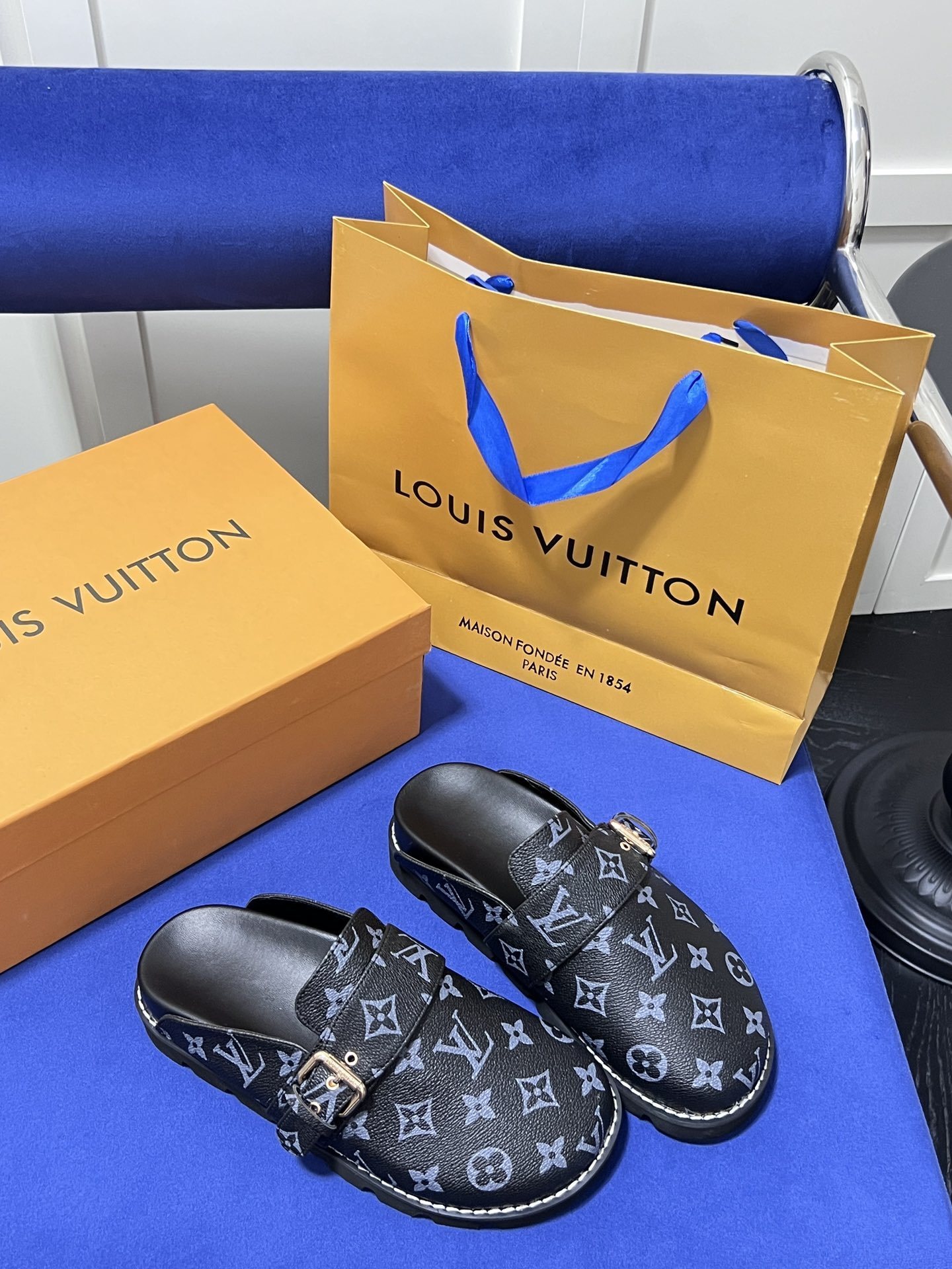 47$ dh LV size 35-40 92645034278 MJL222 gallery