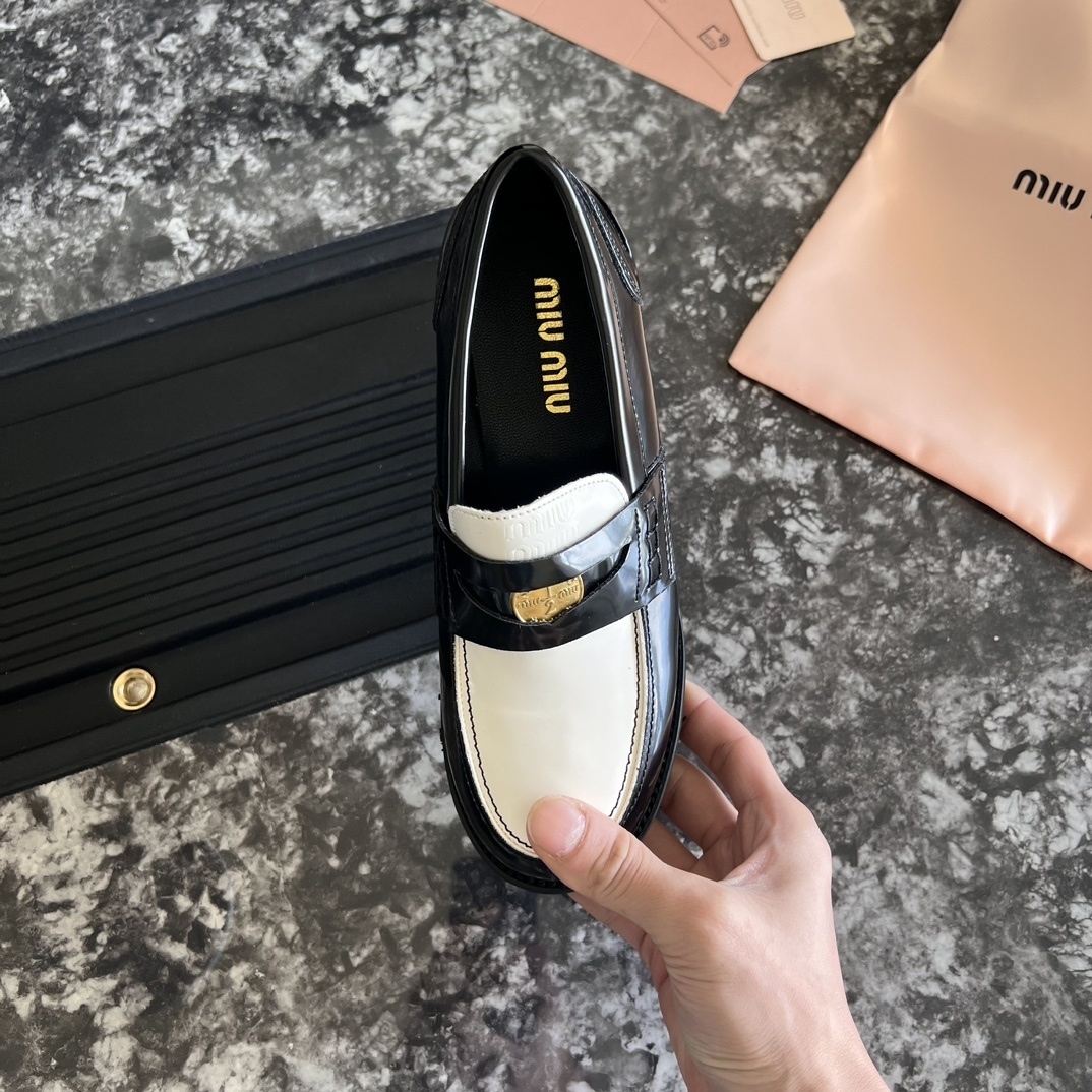 47$ new_dh Miu Miu 2024 SIZE 35-40 72549034153 MR69 gallery