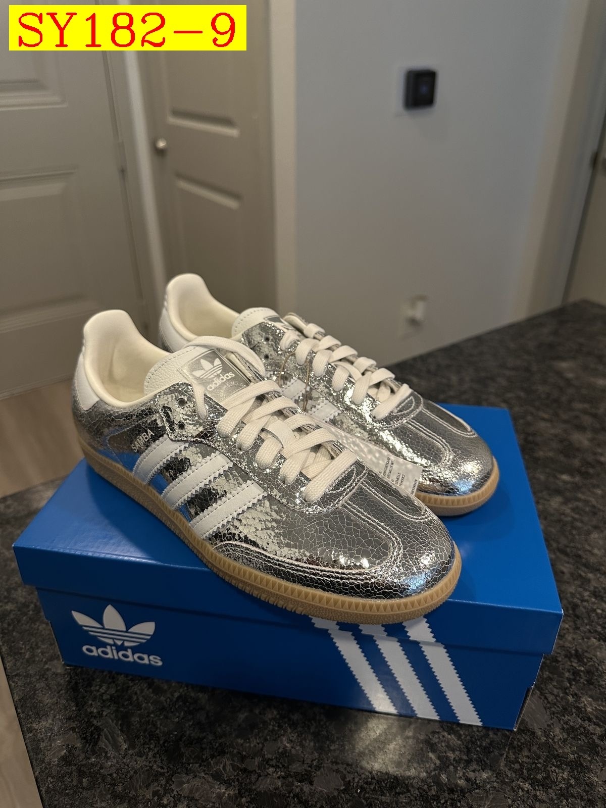 48$ Adidas Originals Samba Size 36-45 half  125430 SY182 gallery