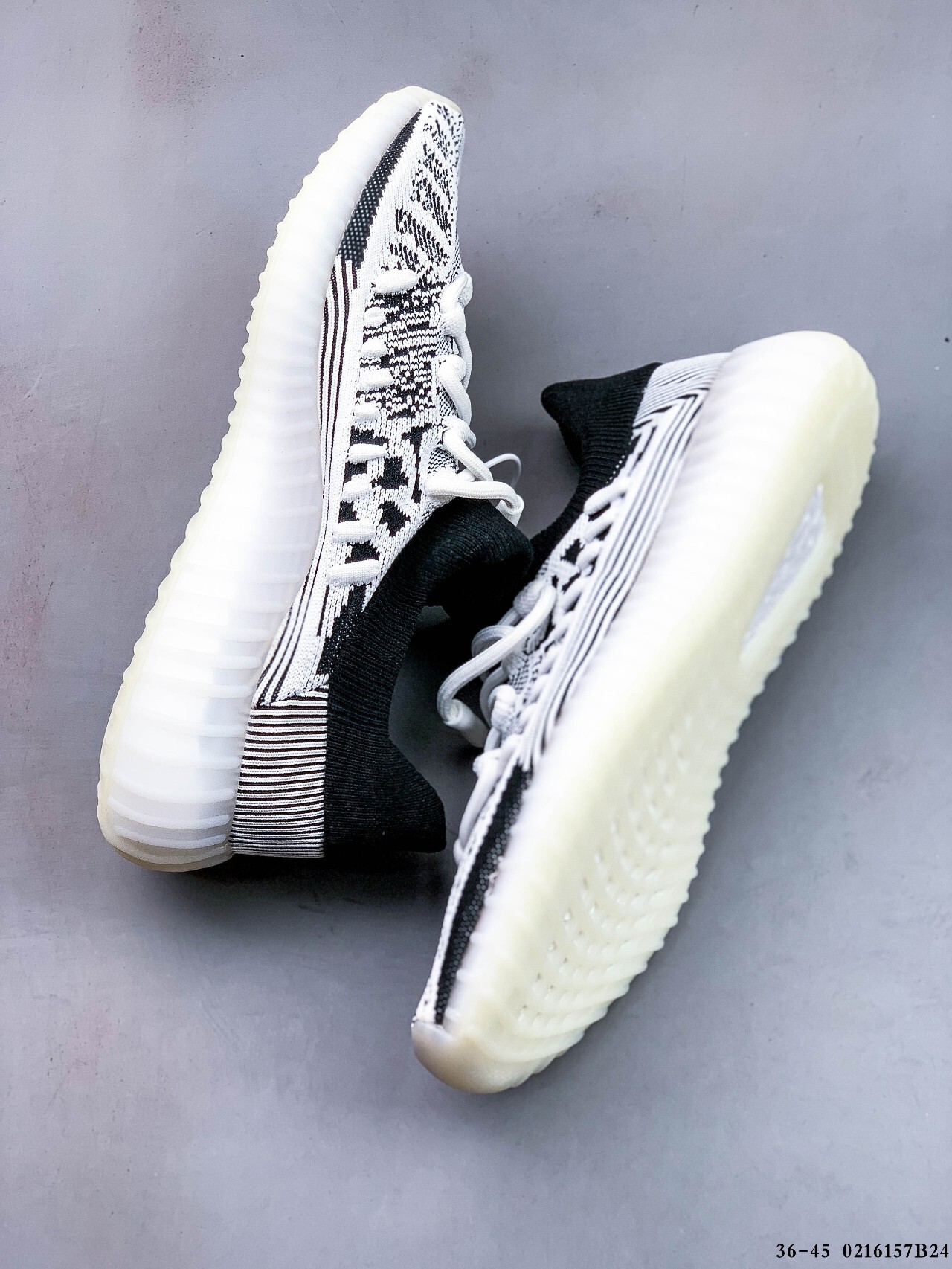 48$ Adidas YEEZY 350 V2 size 36-45 half 020470 MZ1415 gallery