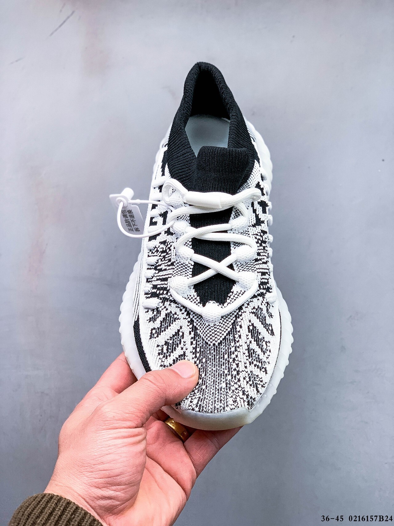 48$ Adidas YEEZY 350 V2 size 36-45 half 020470 MZ1415 gallery