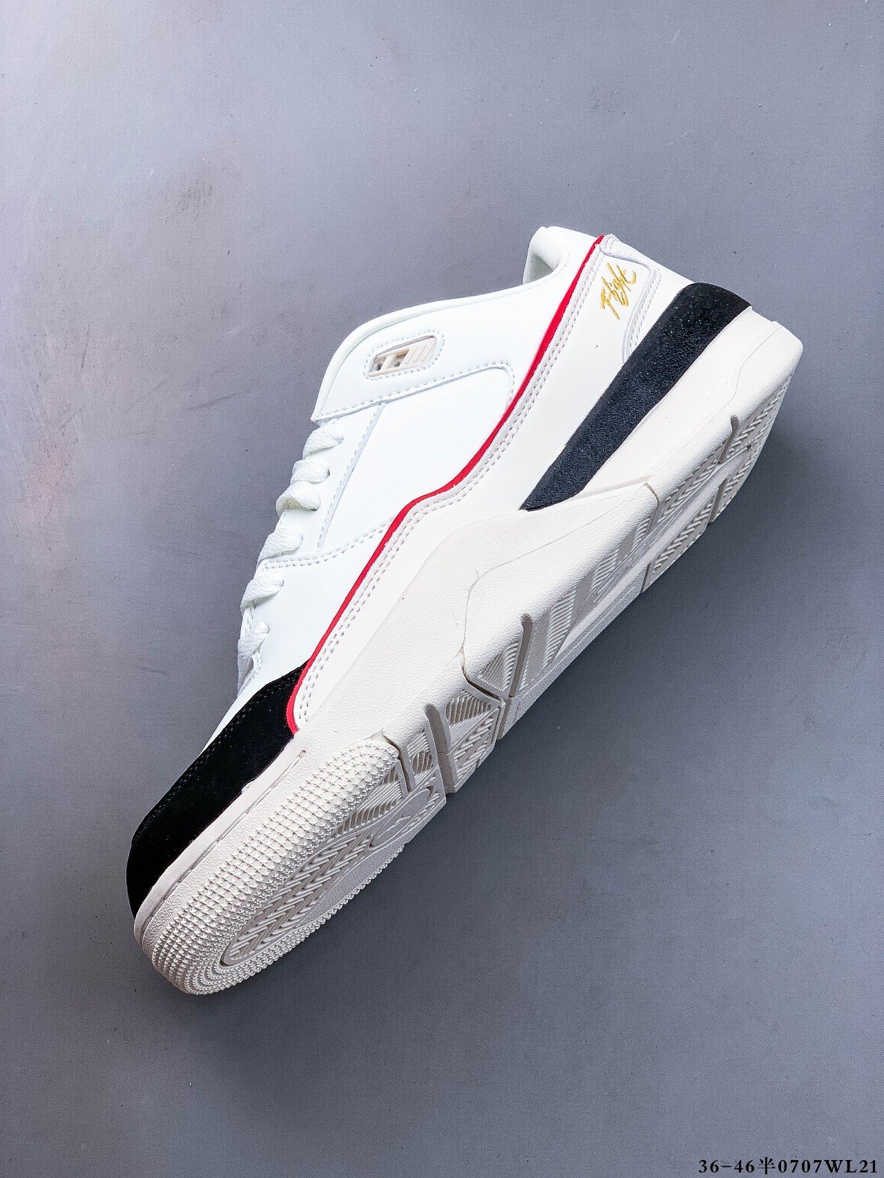 Jordan Flight Court SP size 36 45 half 820110 QT132 gallery