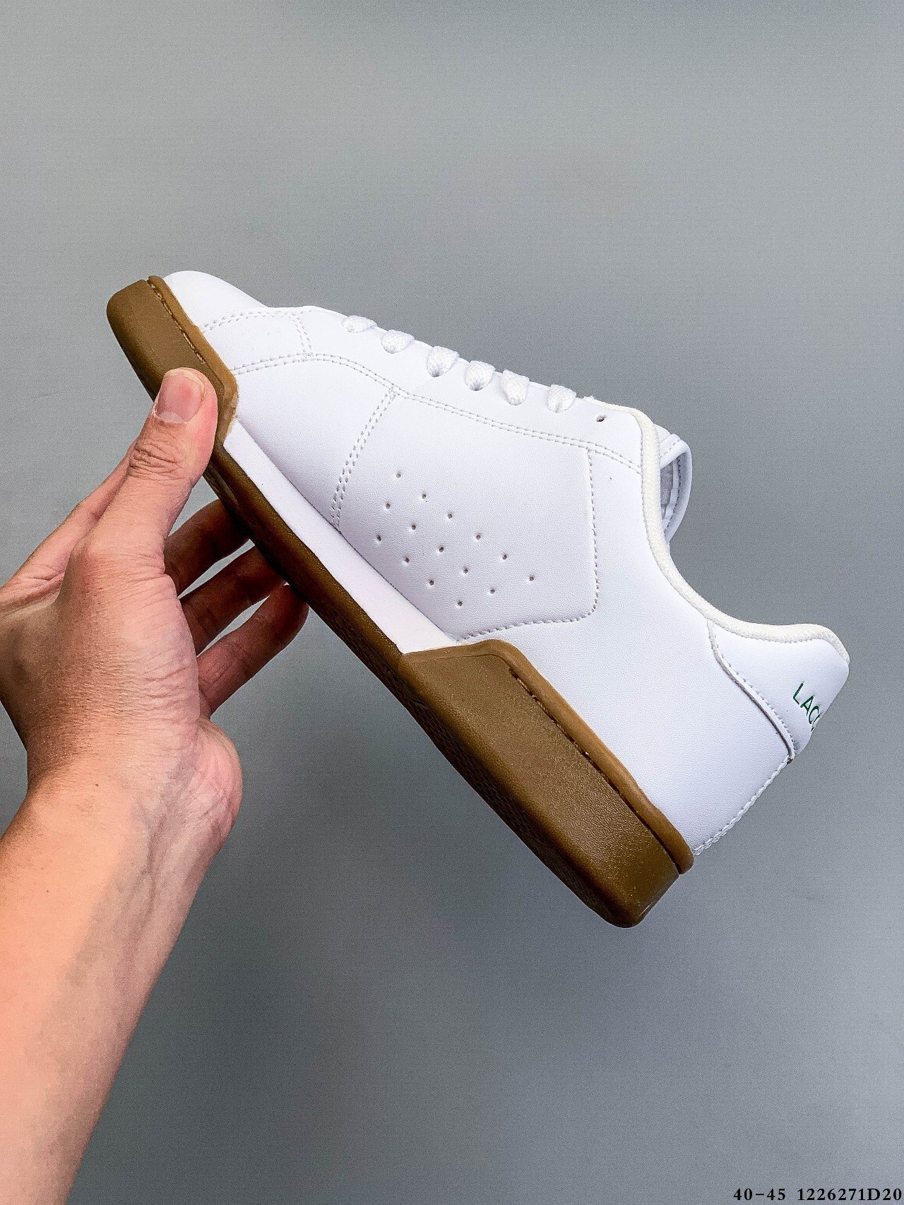 48$ LACOSTE Carnaby Cup Size 40-45 323010 QT1632 gallery