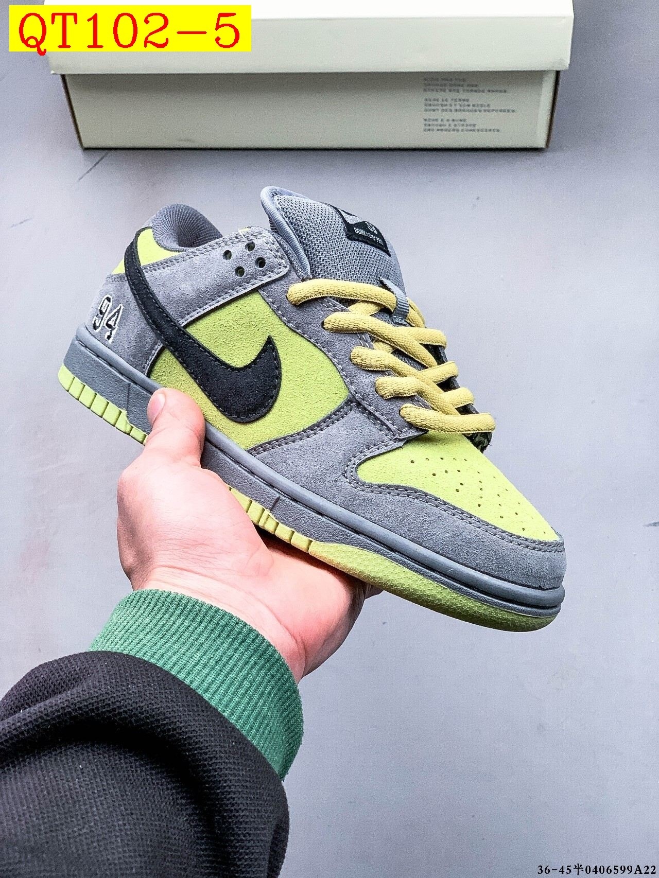 48$ NIKE SB DUNK LOW PRO size 36-45 half 326270 QT102 gallery