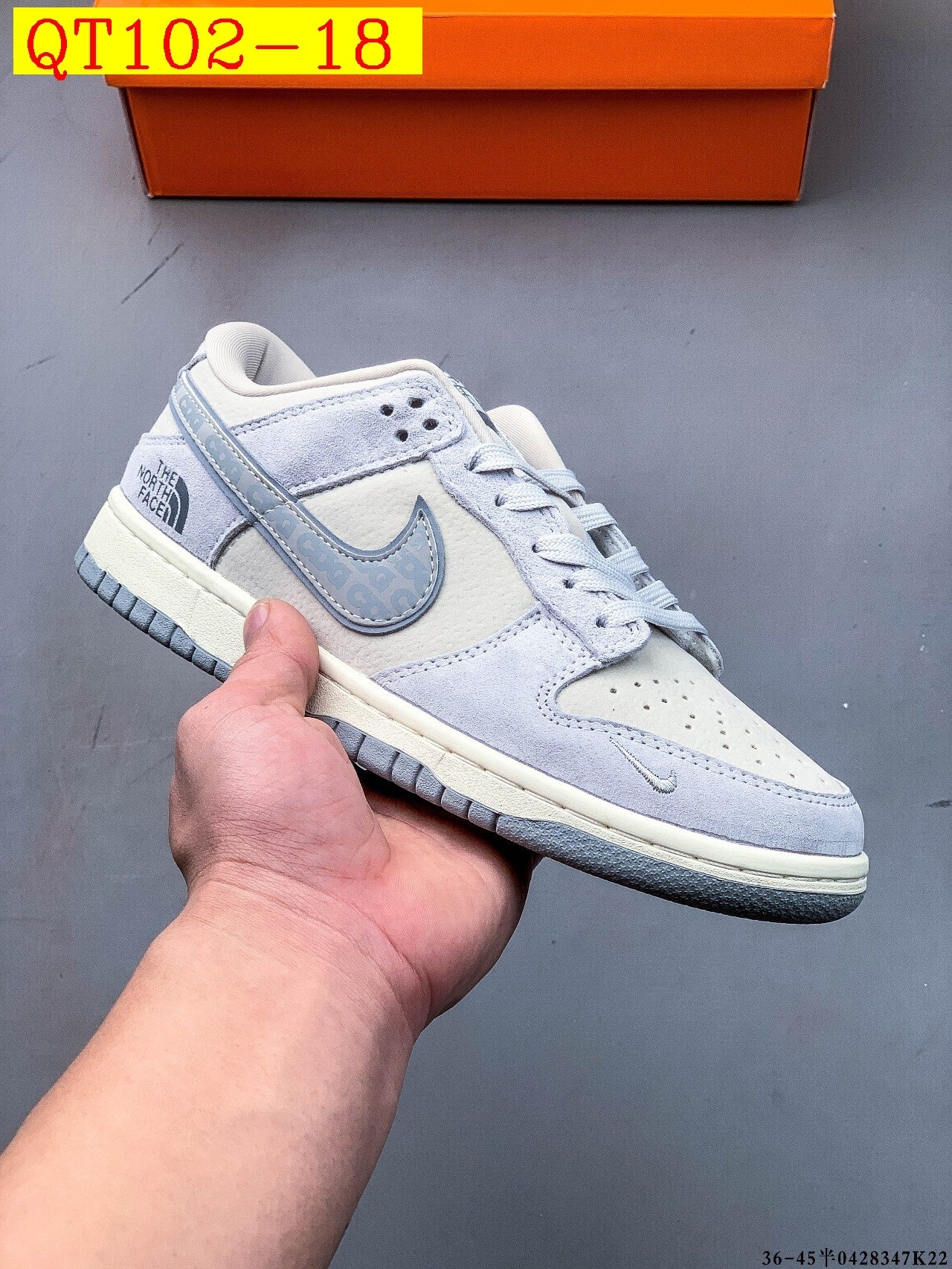 48$ NIKE SB DUNK LOW PRO size 36-45 half 326270 QT102 gallery