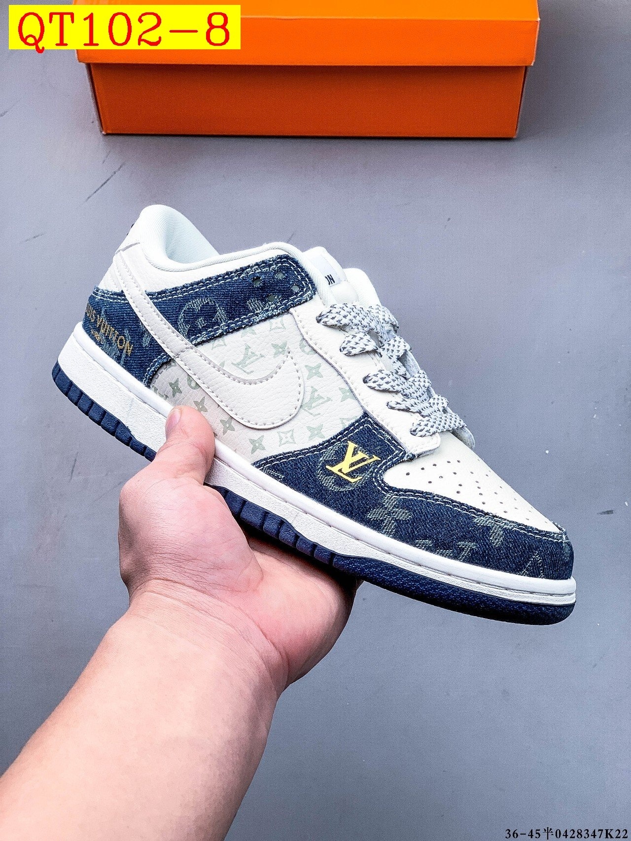 48$ NIKE SB DUNK LOW PRO size 36-45 half 326270 QT102 gallery