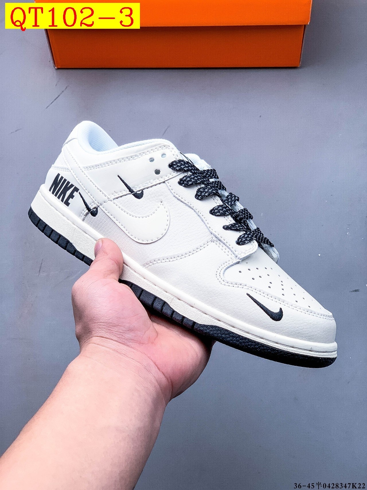 48$ NIKE SB DUNK LOW PRO size 36-45 half 326270 QT102 gallery