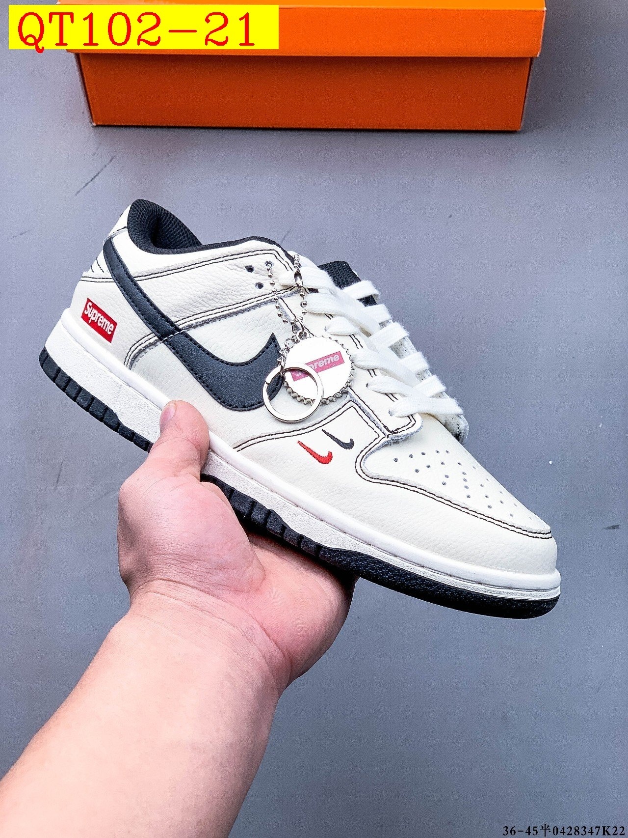 48$ NIKE SB DUNK LOW PRO size 36-45 half 326270 QT102 gallery