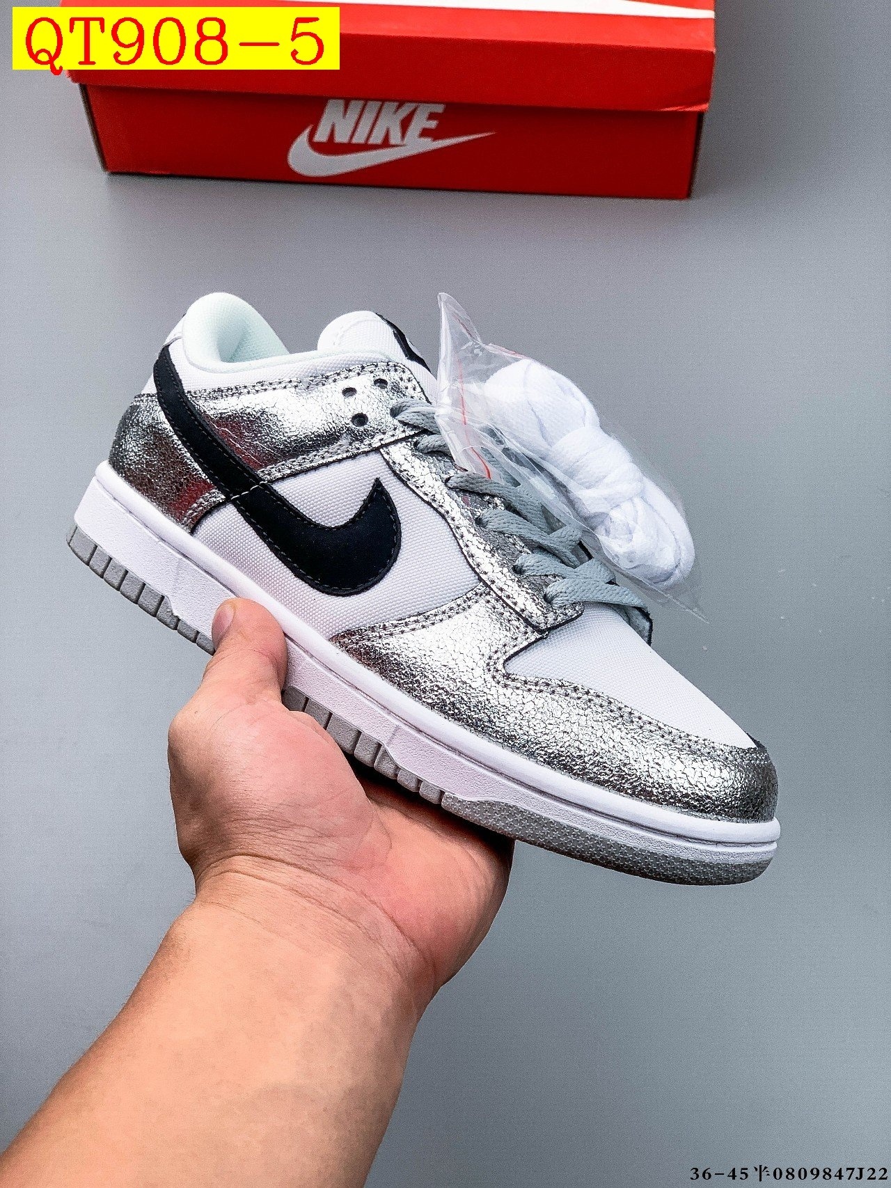 48$ NIKE SB DUNK LOW PRO size 36-45 half 528200 QT908 gallery