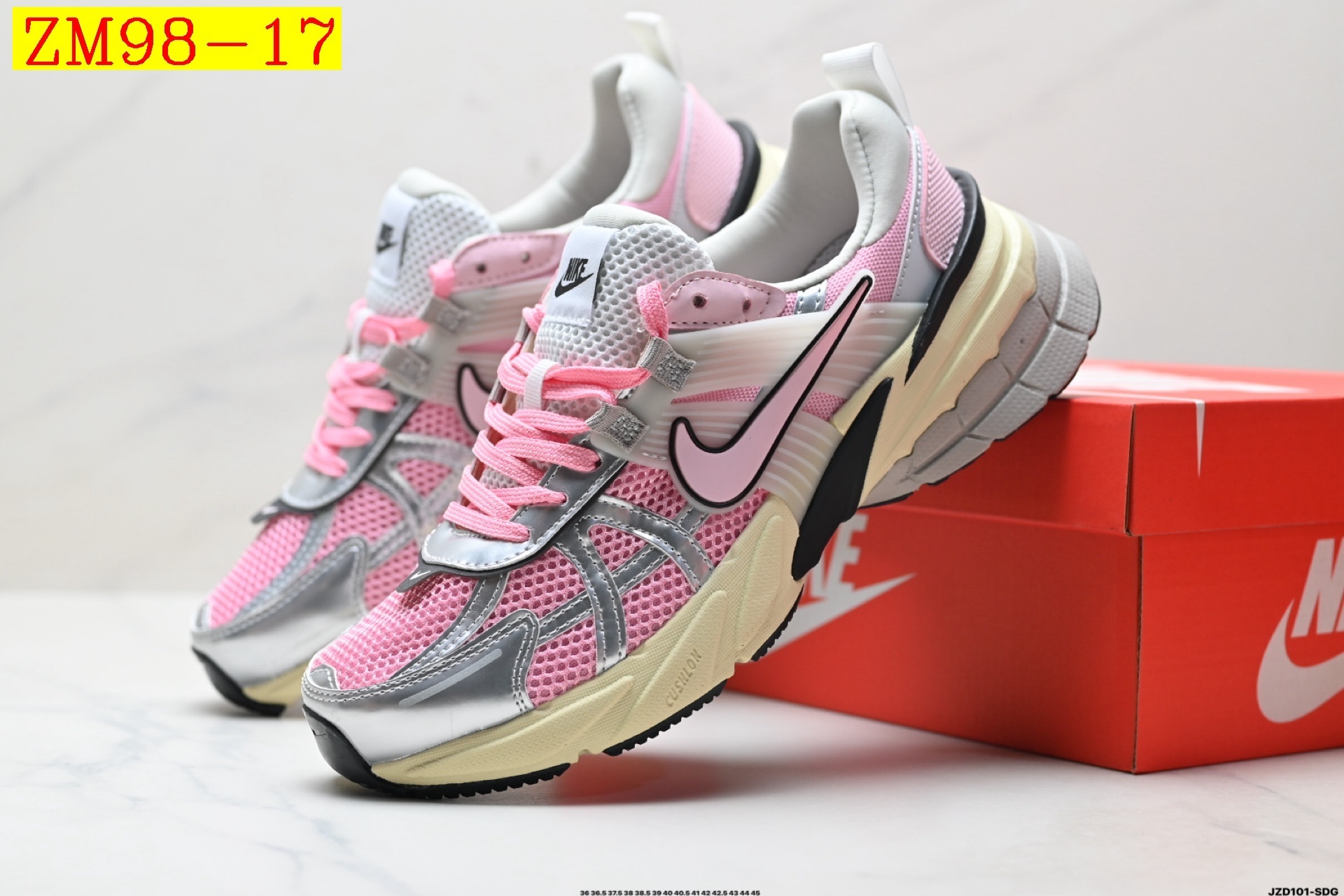 48$ NIKE V2K RUN Size 36-45 half 621440 ZM98 gallery