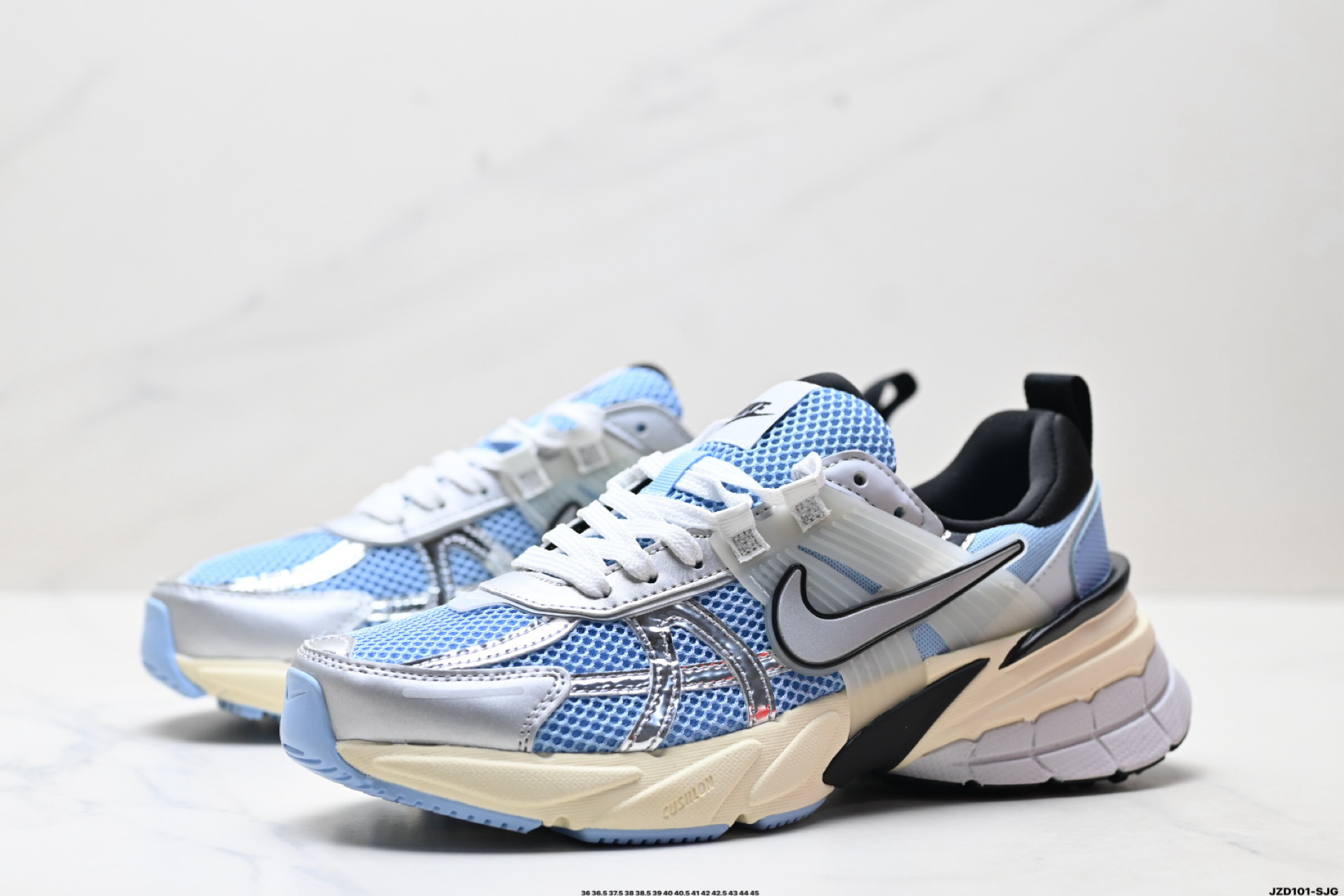 48$ NIKE V2K RUN Size 36-45 half 621440 ZM98 gallery