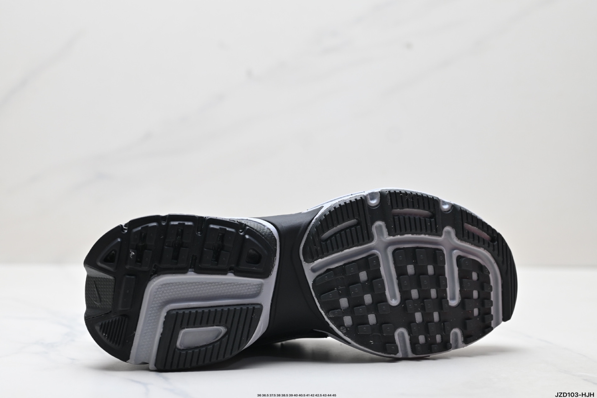 48$ NIKE V2K RUN Size 36-45 half 624450 ZM100 gallery