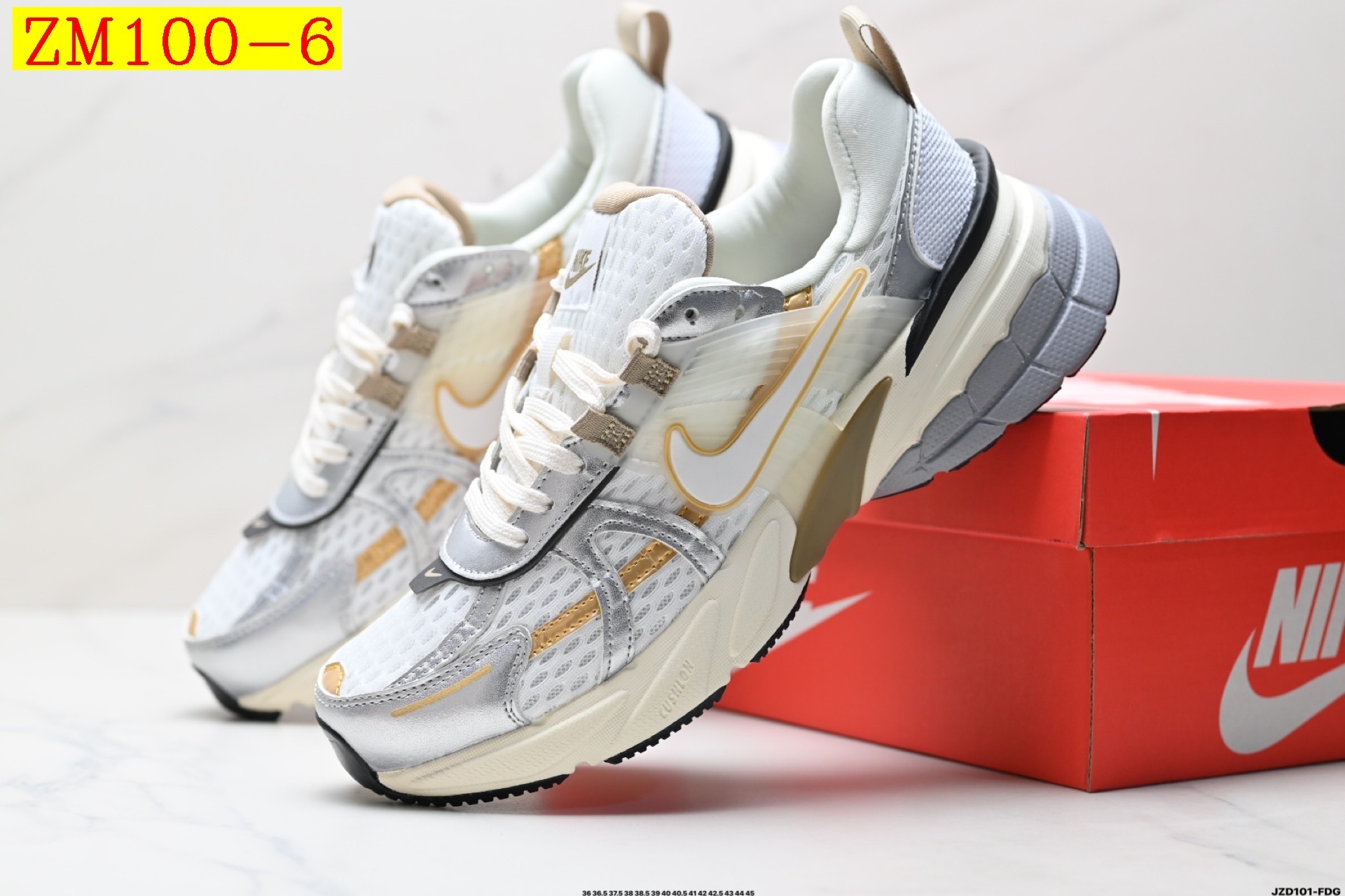 48$ NIKE V2K RUN Size 36-45 half 624450 ZM100 gallery