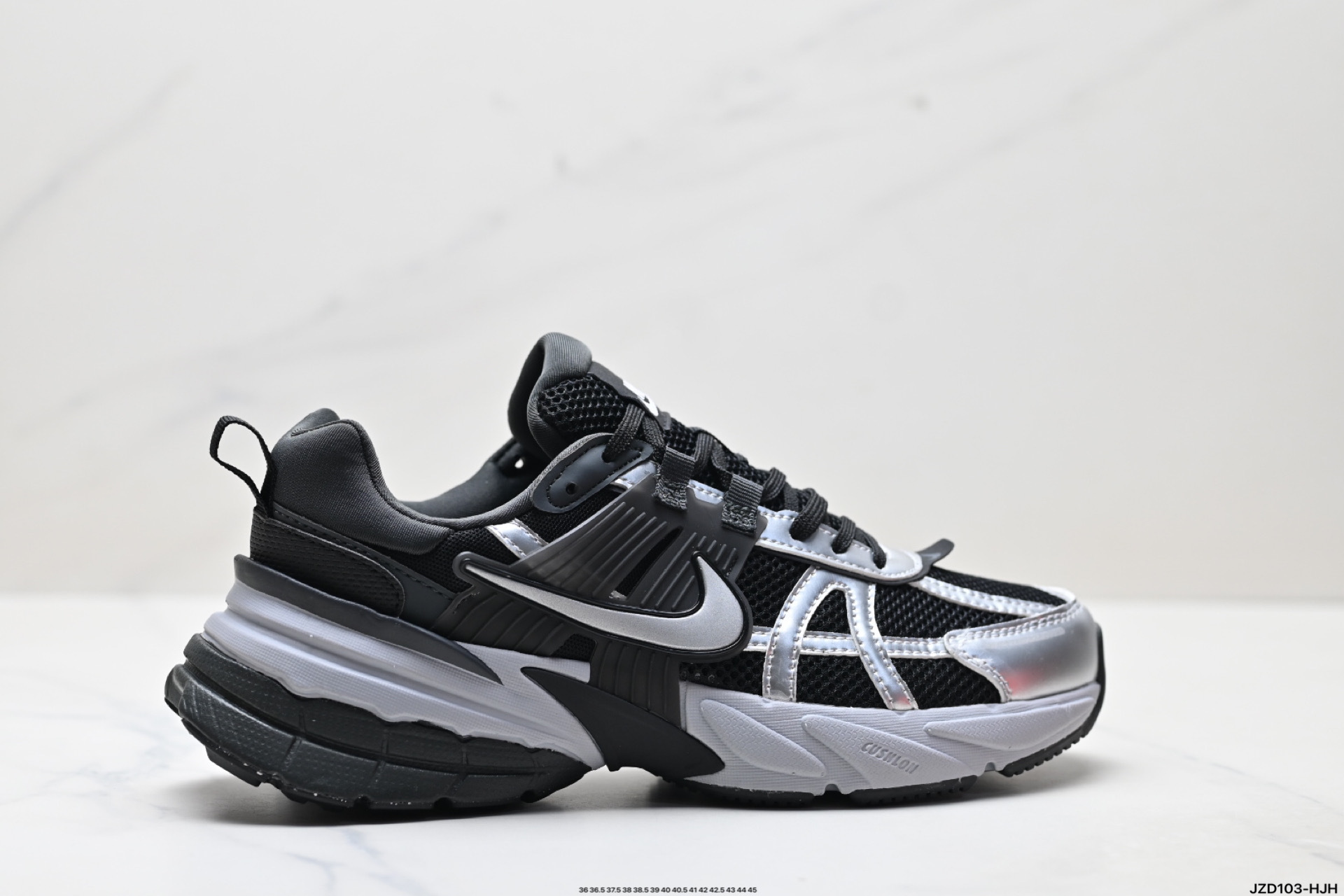 48$ NIKE V2K RUN Size 36-45 half 624450 ZM100 gallery