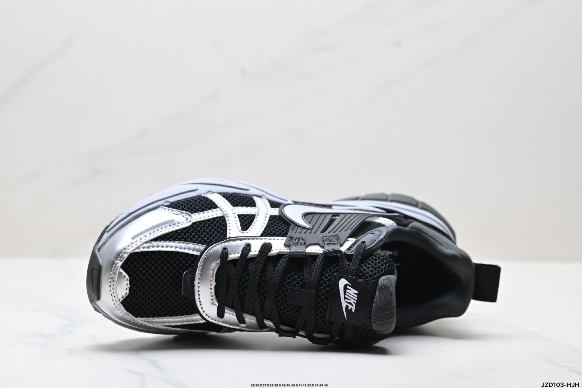 48$ NIKE V2K RUN Size 36-45 half 624450 ZM100 gallery