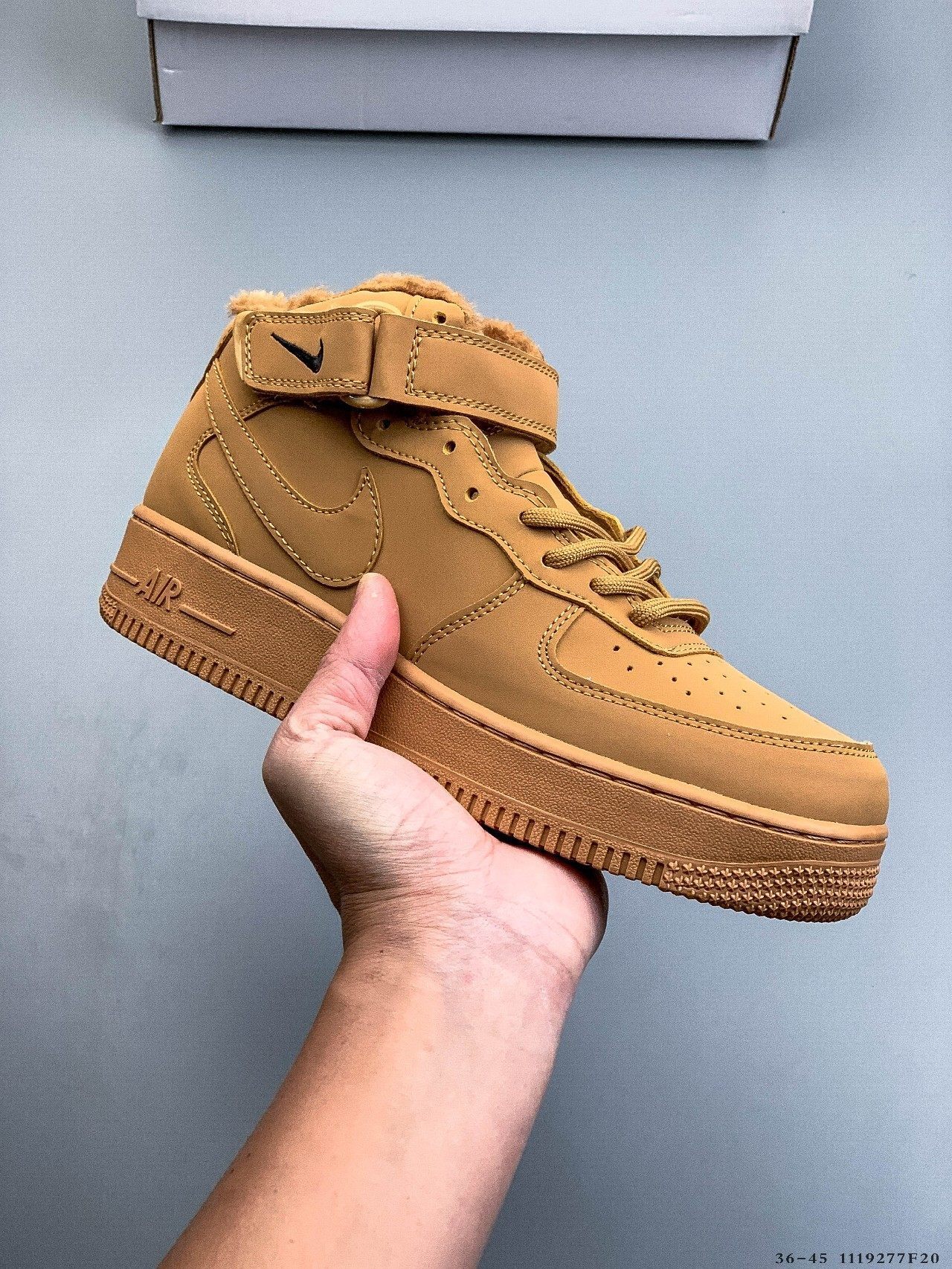 48$ Nike Air Force 1 Mid Size 36-45 223000 PM50 gallery