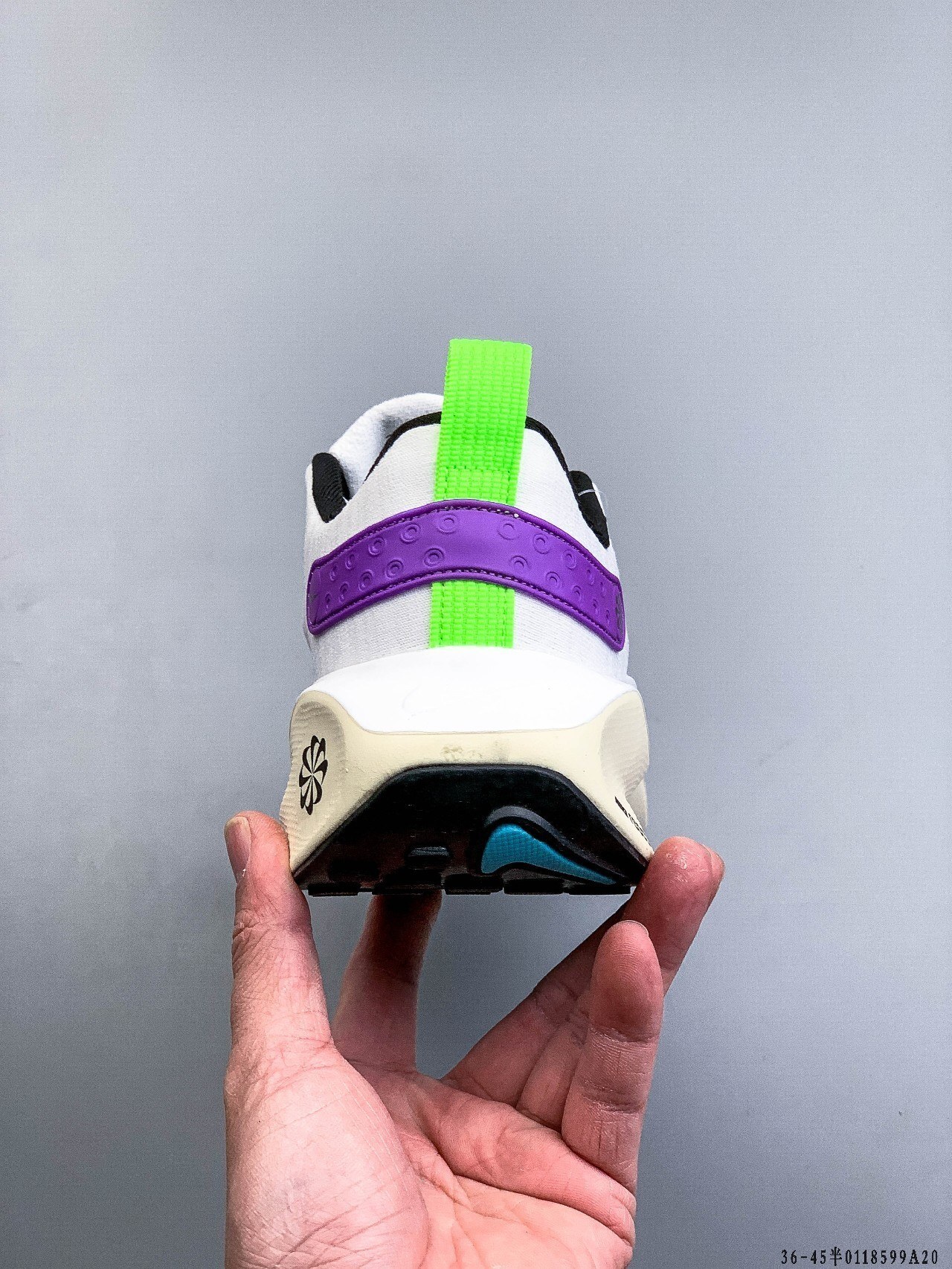 48$ Nike REACTX INFINITY RUN 4 GTX size 36-45 half 027050 QE252 gallery