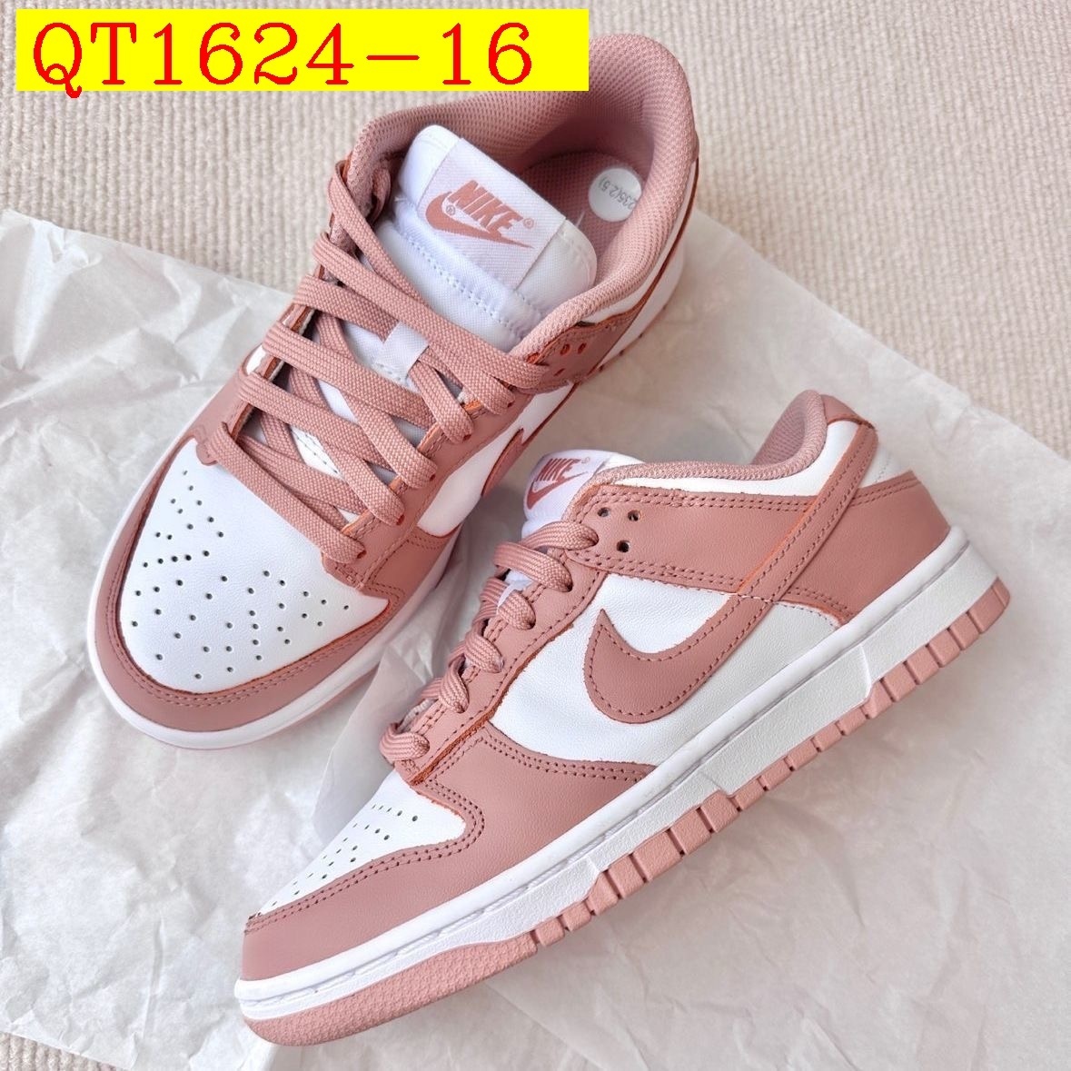 48$ Nike SB Dunk Low Size 36-45 half 923200 QT1624 gallery