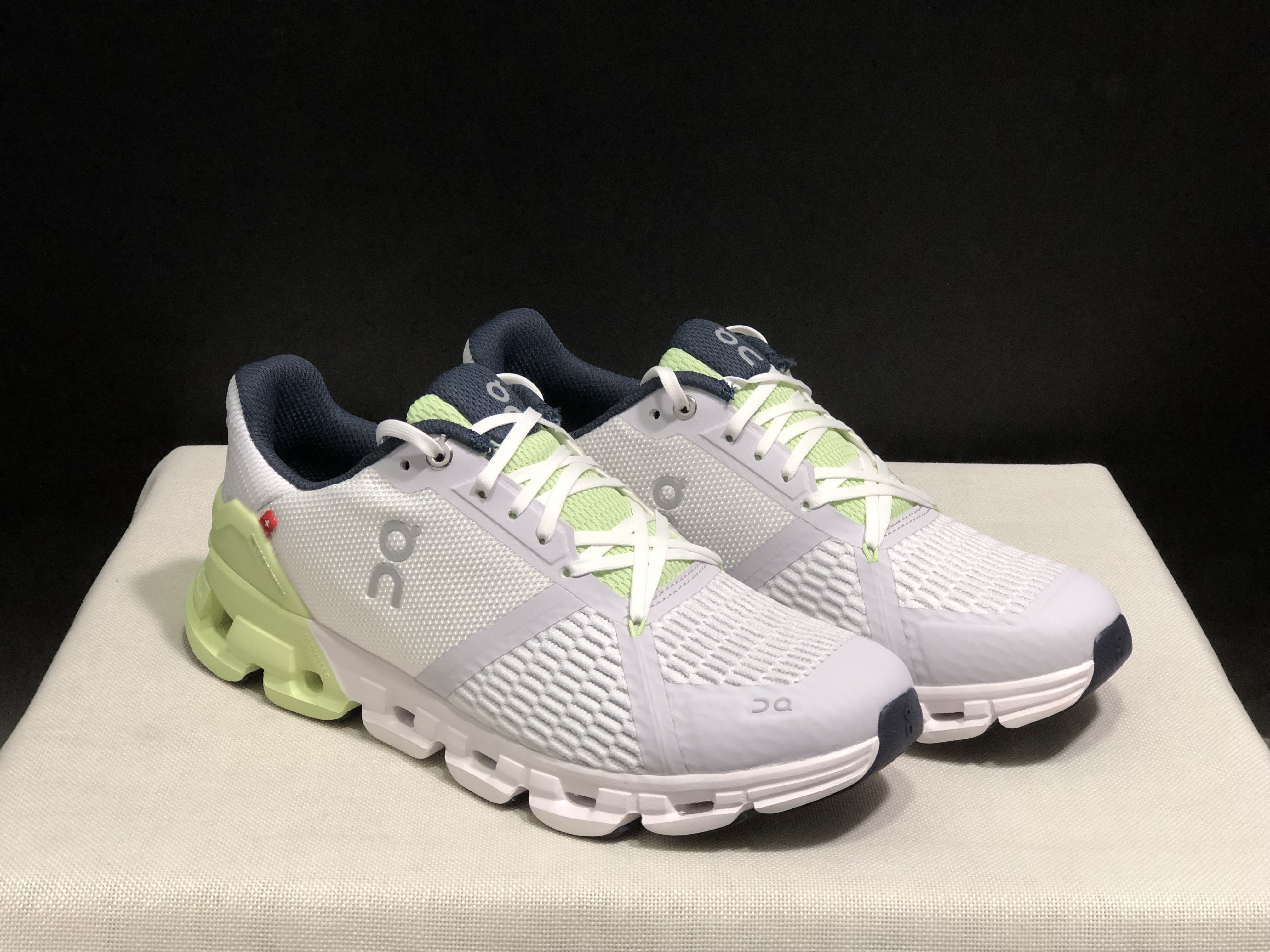 48$ On Cloudflyer size 36-46 CHT32 gallery