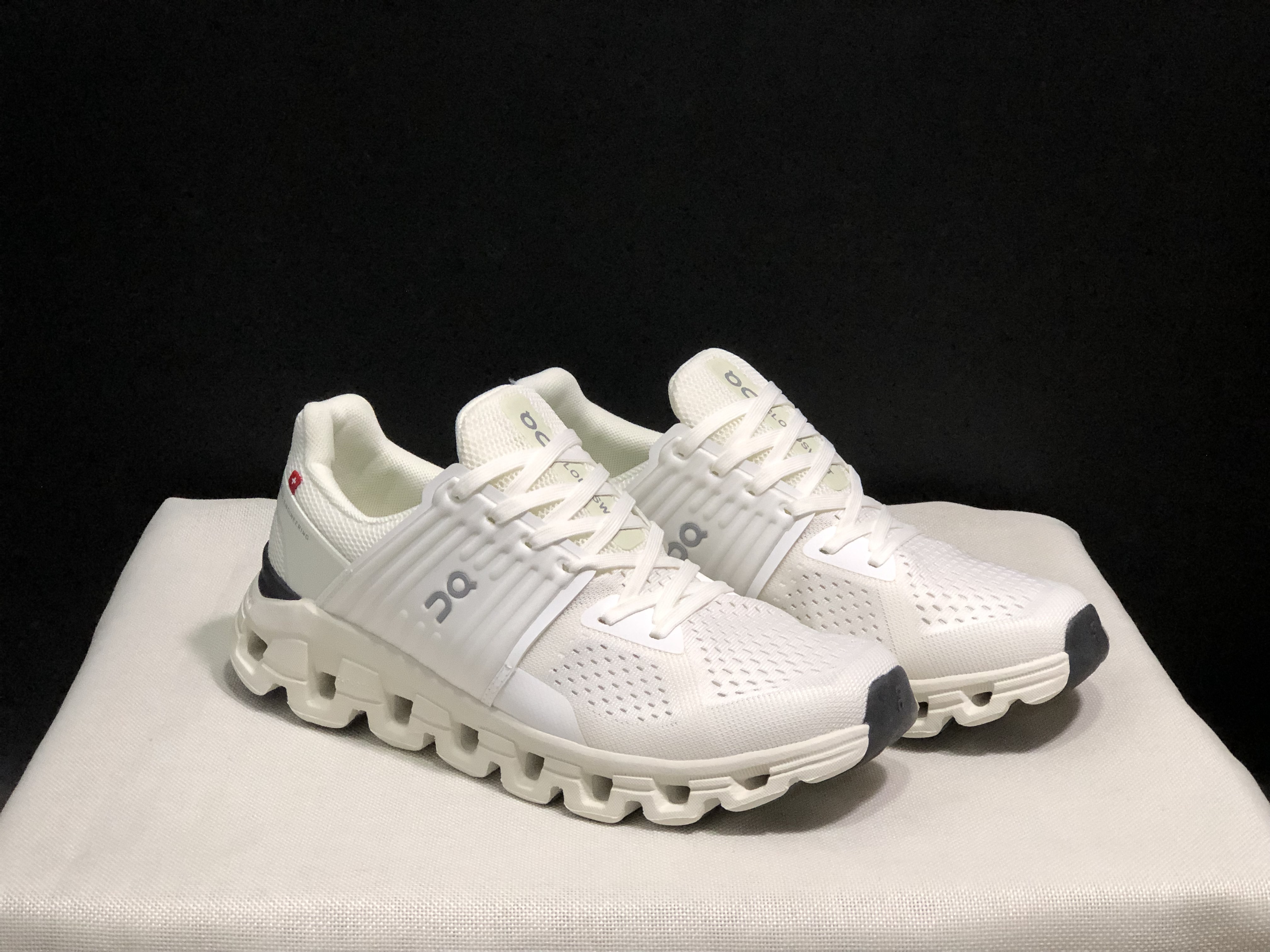 48$ On Cloudswift size 36-45 CHT40 gallery