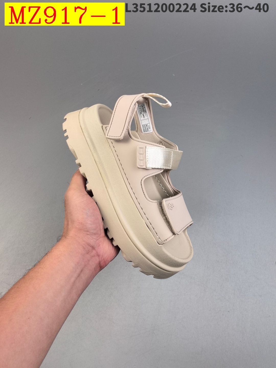 48$ UGG GOLDENGLOW size 36-40 120440 MZ917 gallery