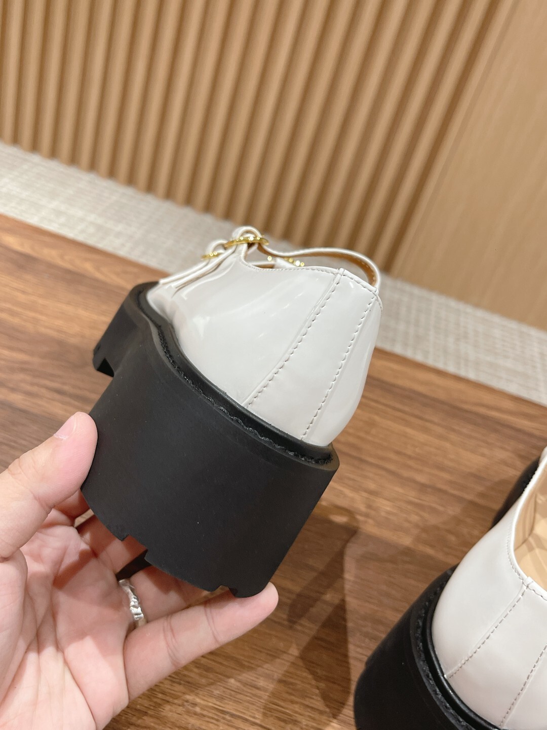 48$ dh CELINE size 35-40 62541034389 MJL390 gallery