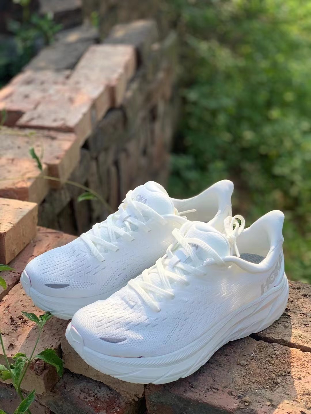 48$ dh HOKA ONE ONE Clifton 8 size 36-45 HK3 gallery