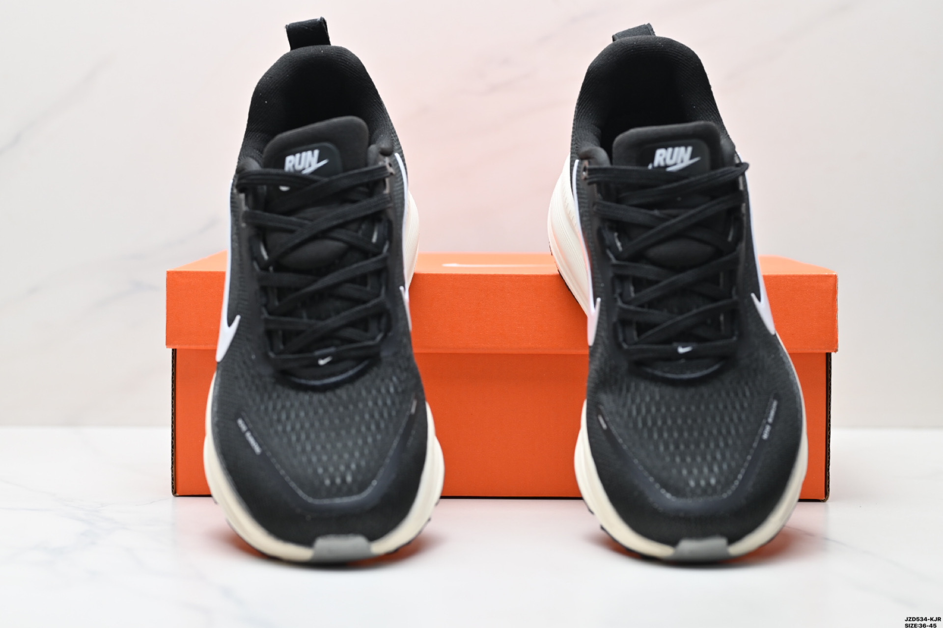 48$ dh Nike VOMERO 18 size 36-45 52146034389 DC321 gallery