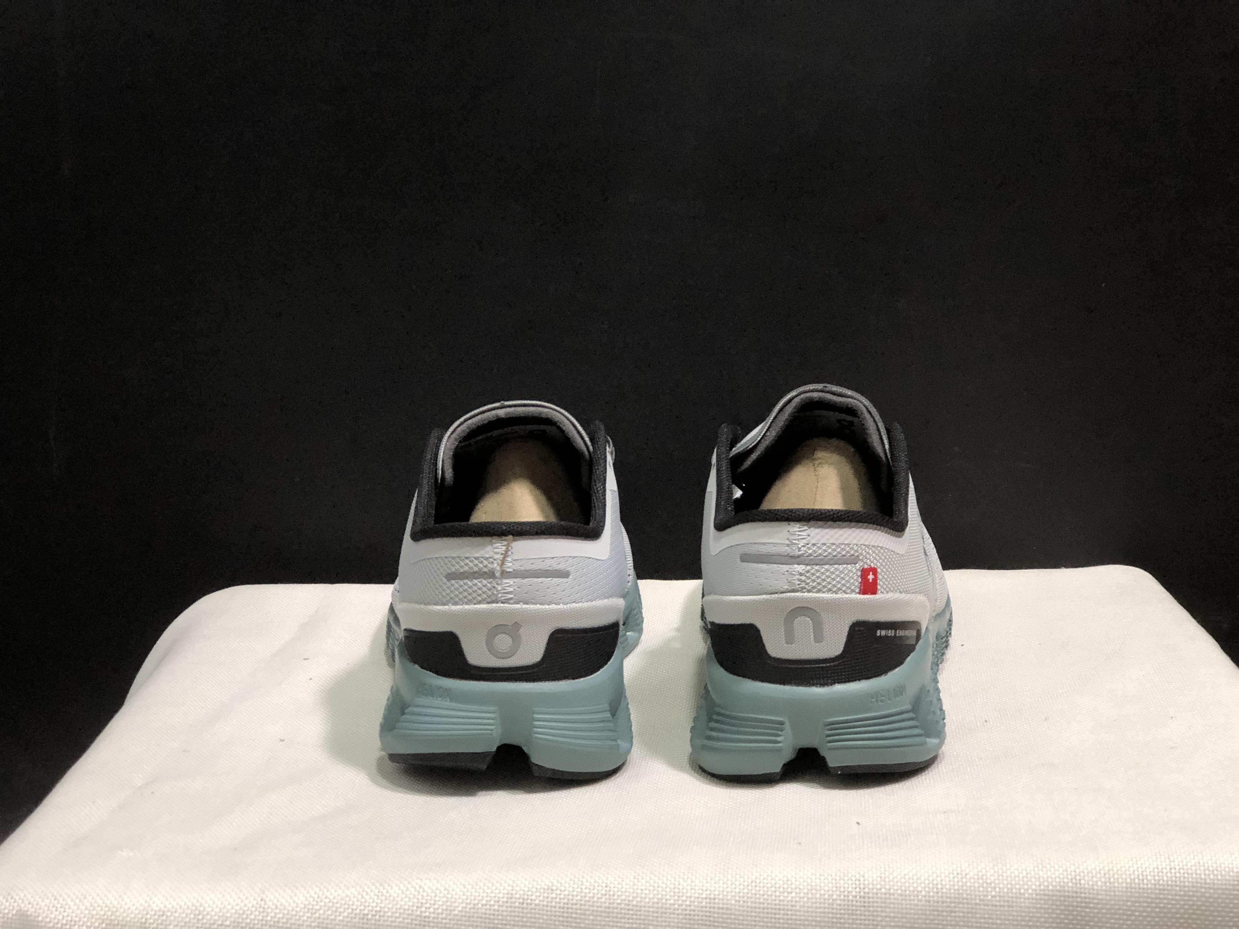48$ dh On Cloud X 1 size 36-45 CD6 gallery