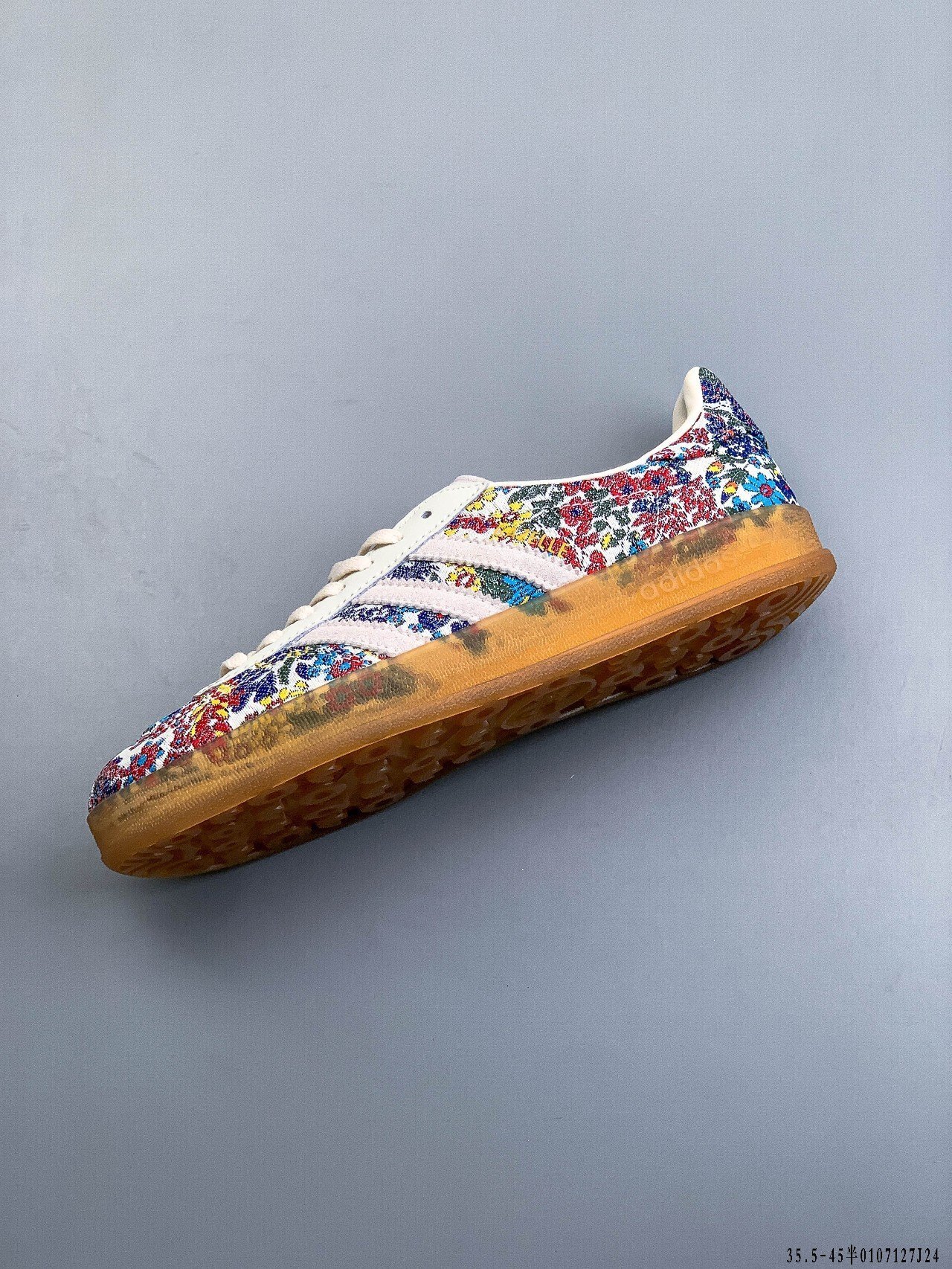 49$ Adidas Gazelle size 35.5-45 half 526400 QE8 gallery