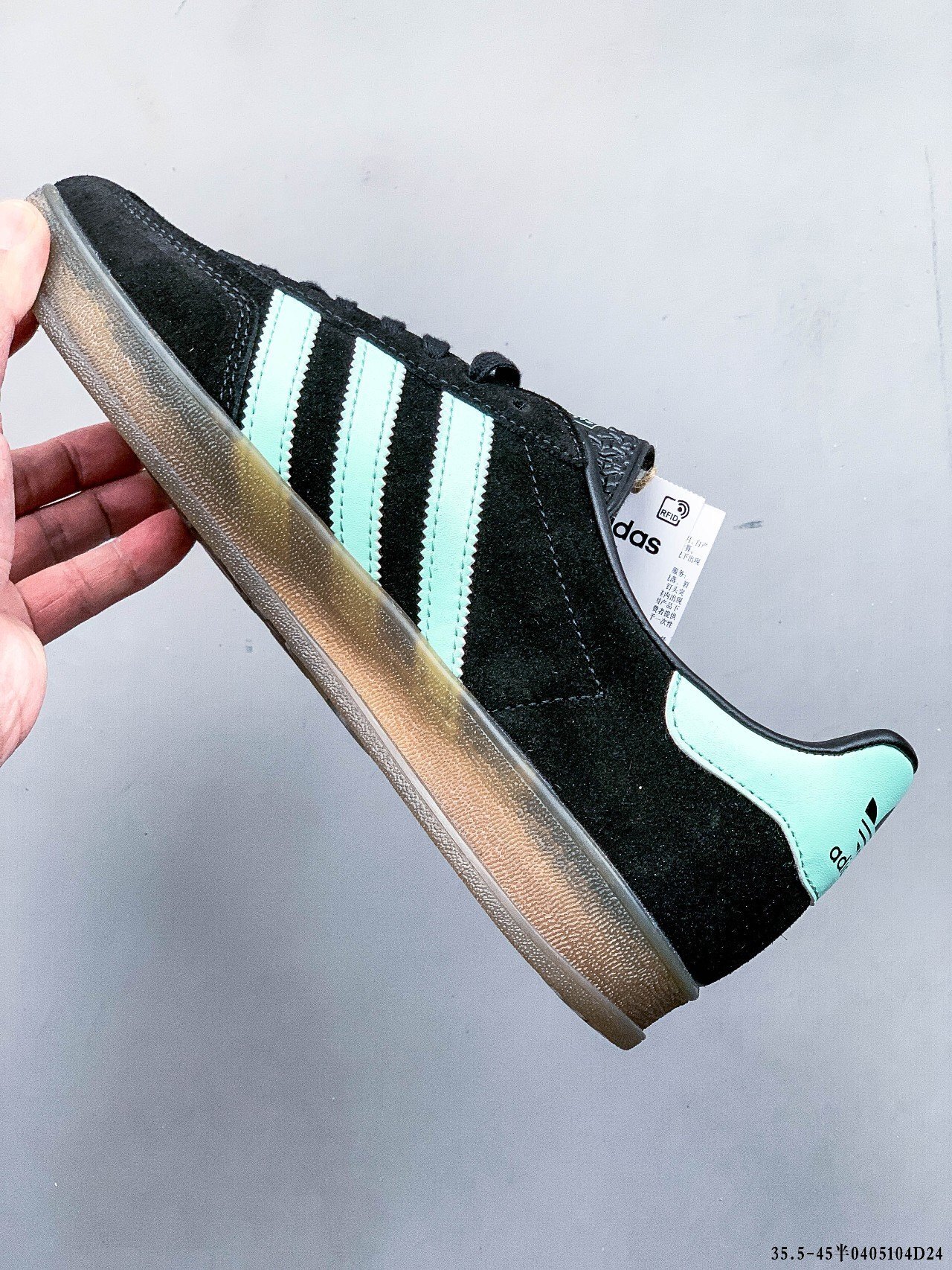 49$ Adidas Gazelle size 36-45 half 422460 QT364 gallery