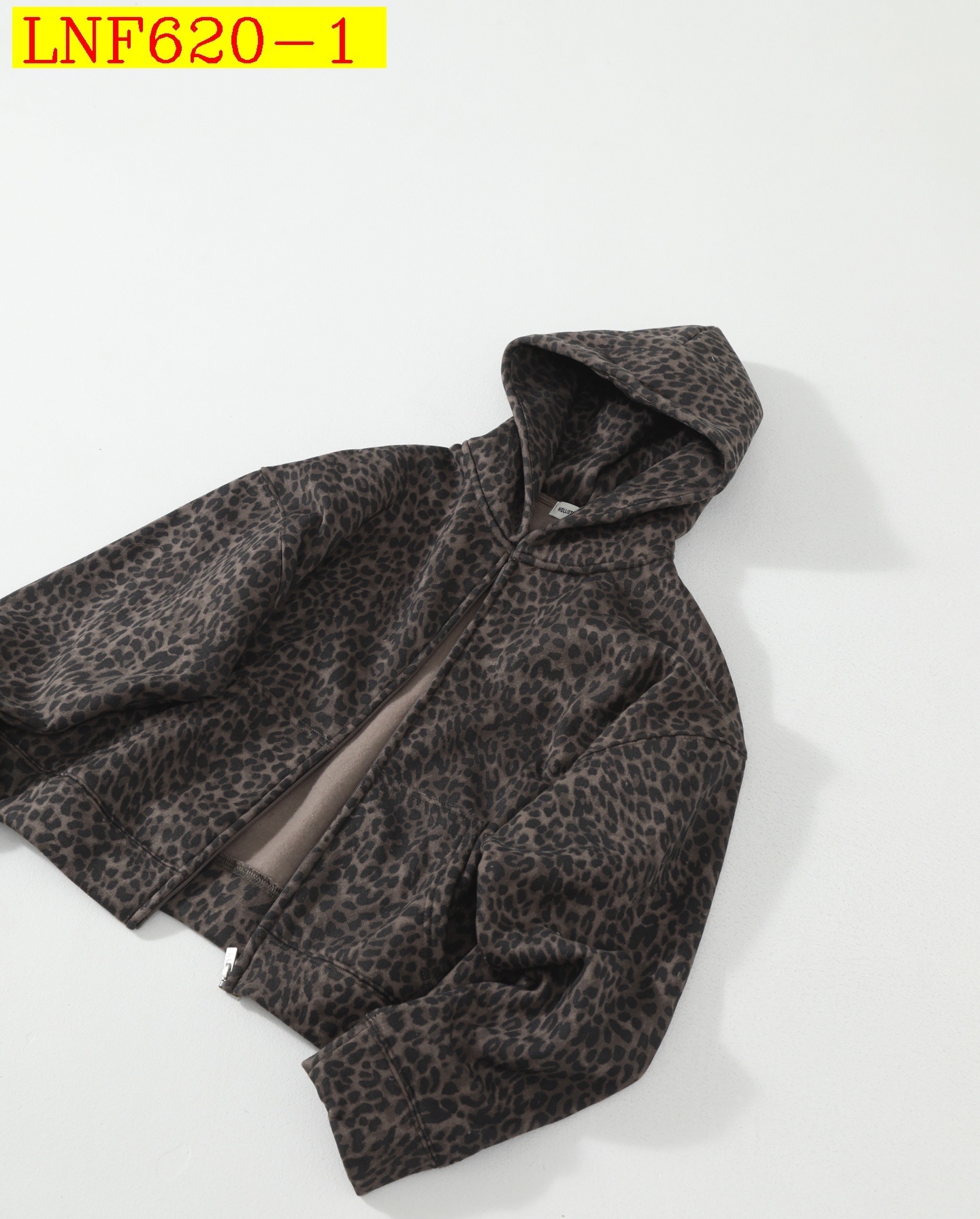 49$ Hollister Leopard Hoodies Size S-L 527260 LNF620 gallery