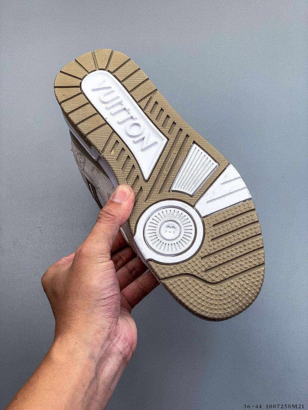 49$ Louis Vuitton LV shoes Size 36-44 729130 QT1184 gallery