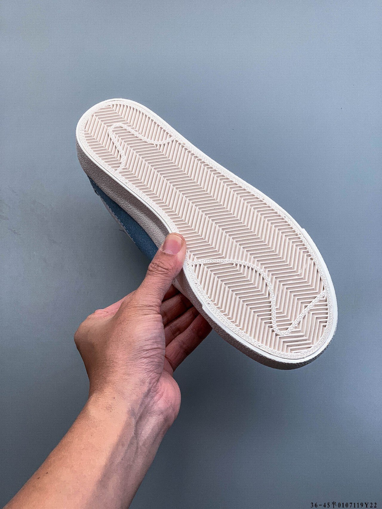 49$ NIKE BLAZER LOW77 VNTG WE Size 36-45 121200 PM131 gallery