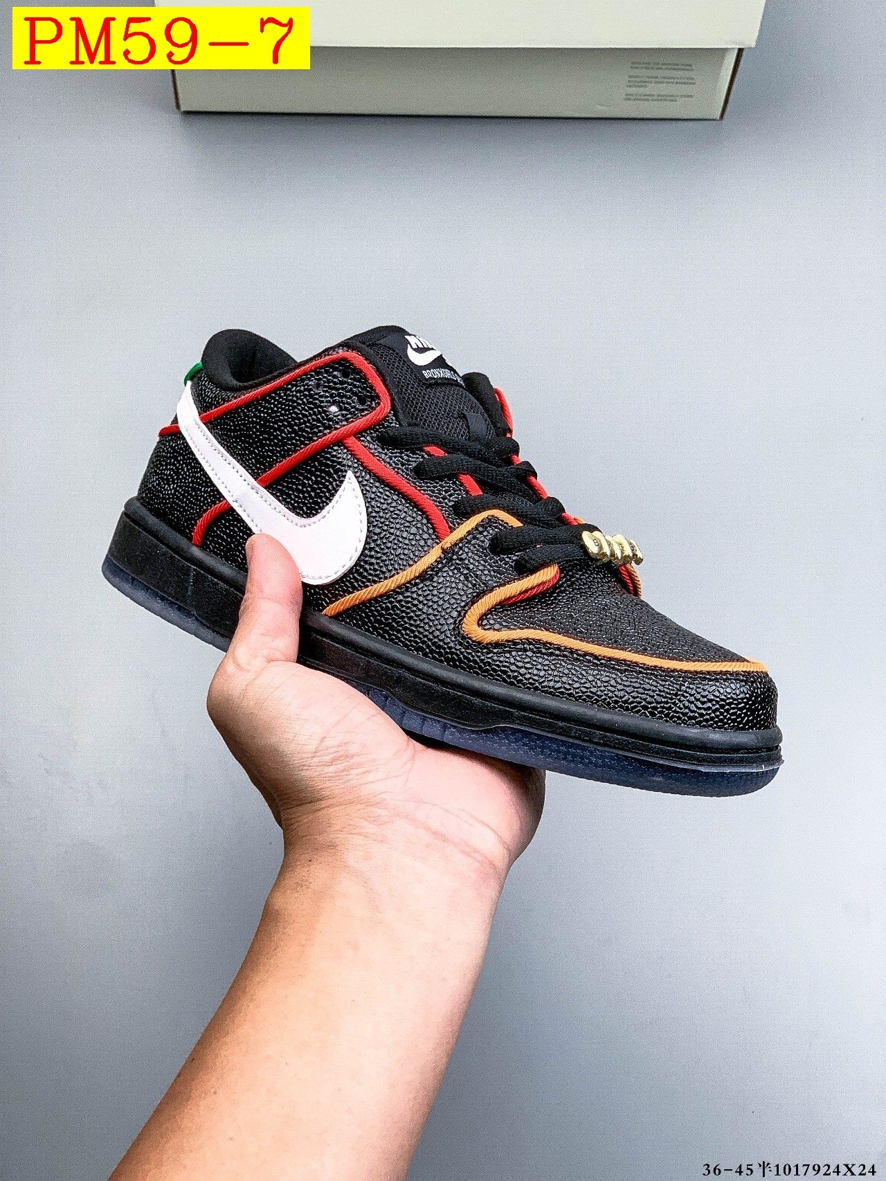 49$ NIKE SB DUNK LOW PRO Leather Size 36-45 half 323400 PM59 gallery