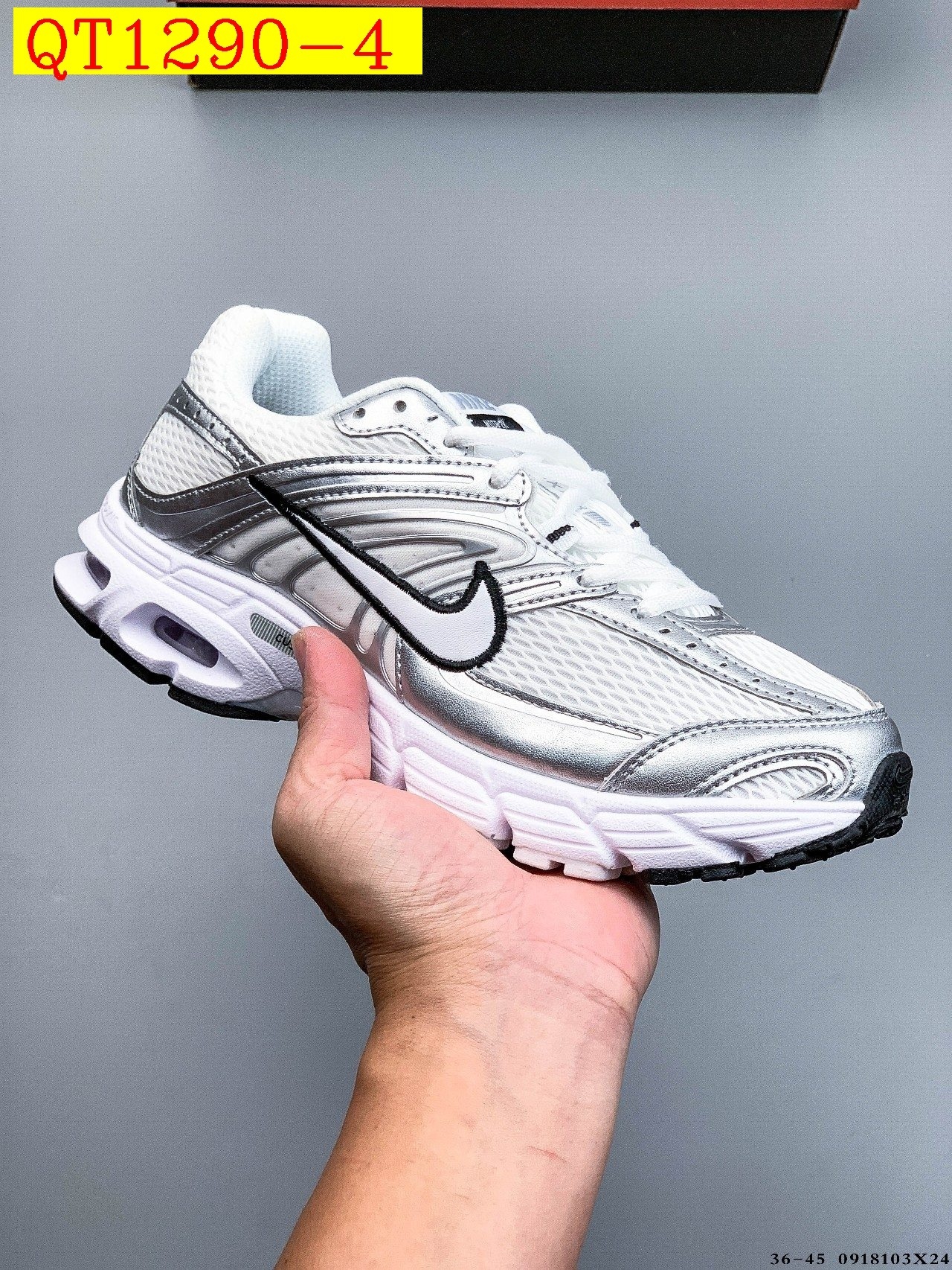 49$ Nike Air Max Moto 2K size 36-45 half 626460 QT1290 gallery