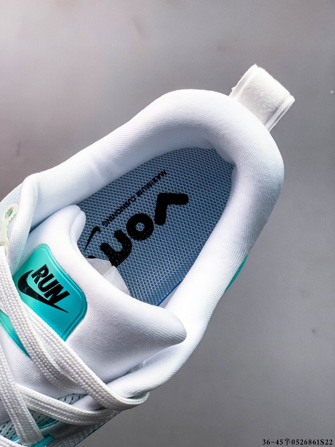 49$ Nike Air Zoom Vomero 18 size 36-45 half 320200 MZ1263 gallery