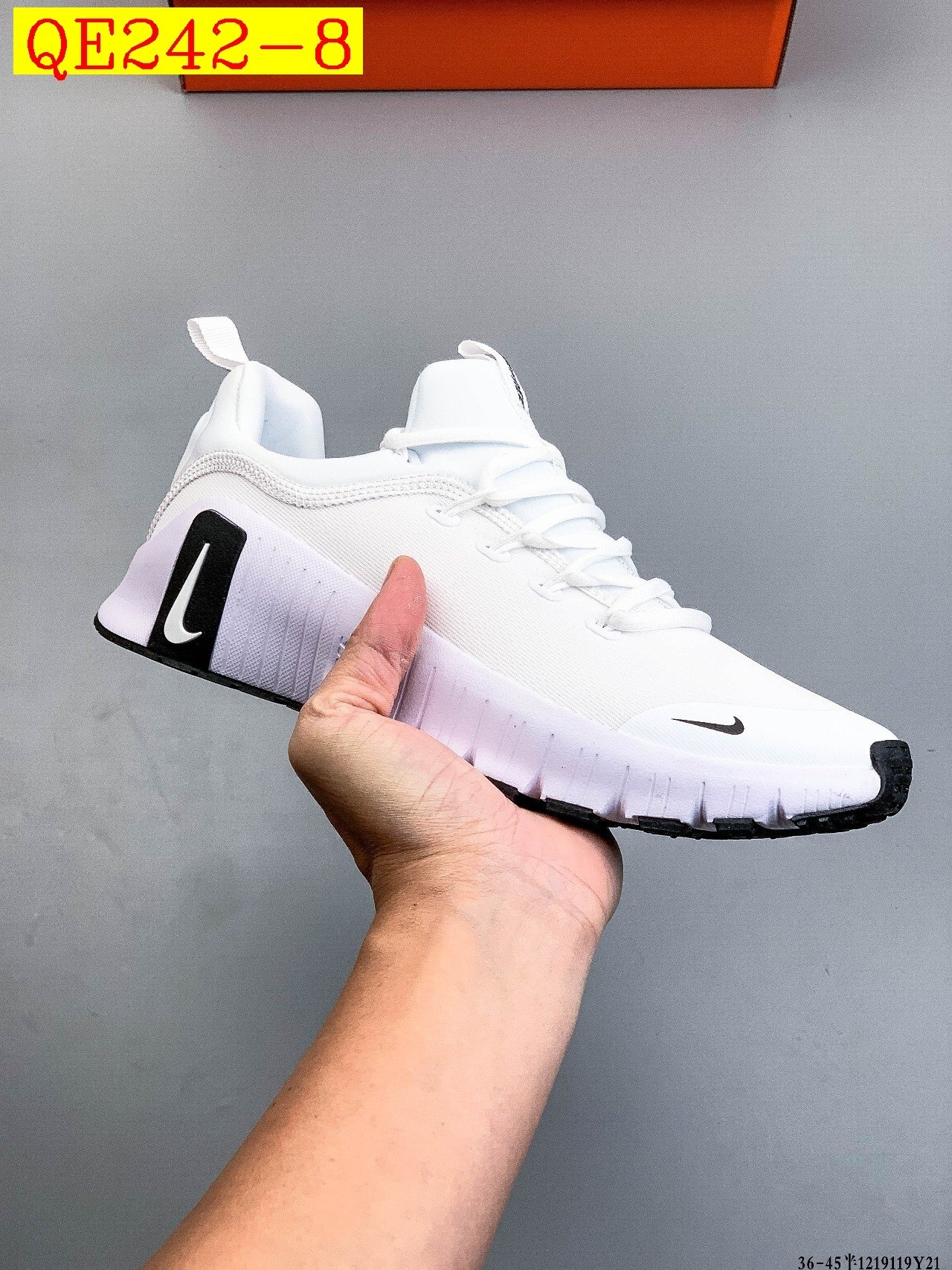 49$ Nike Free Metcon 6 size 36-45 half 326110 QE242 gallery