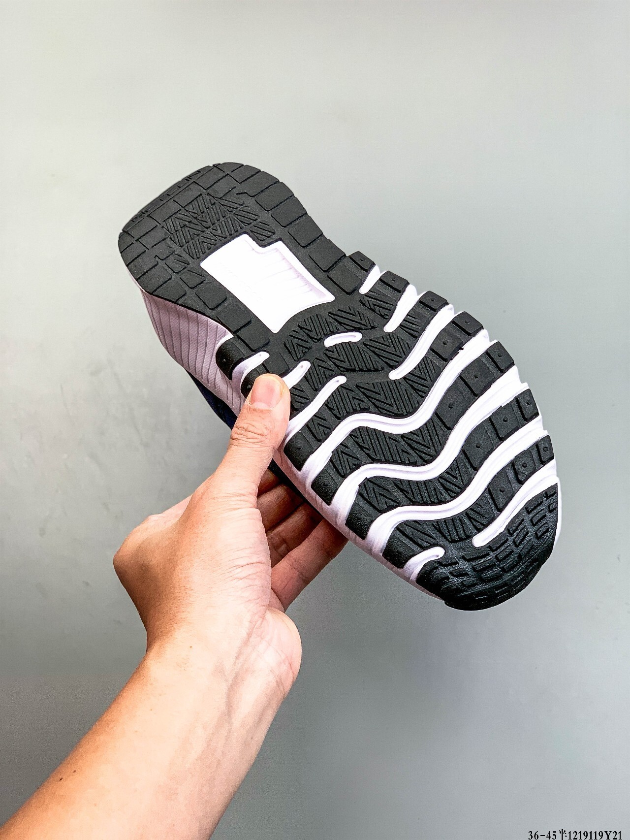 49$ Nike Free Metcon 6 size 36-45 half 326110 QE242 gallery