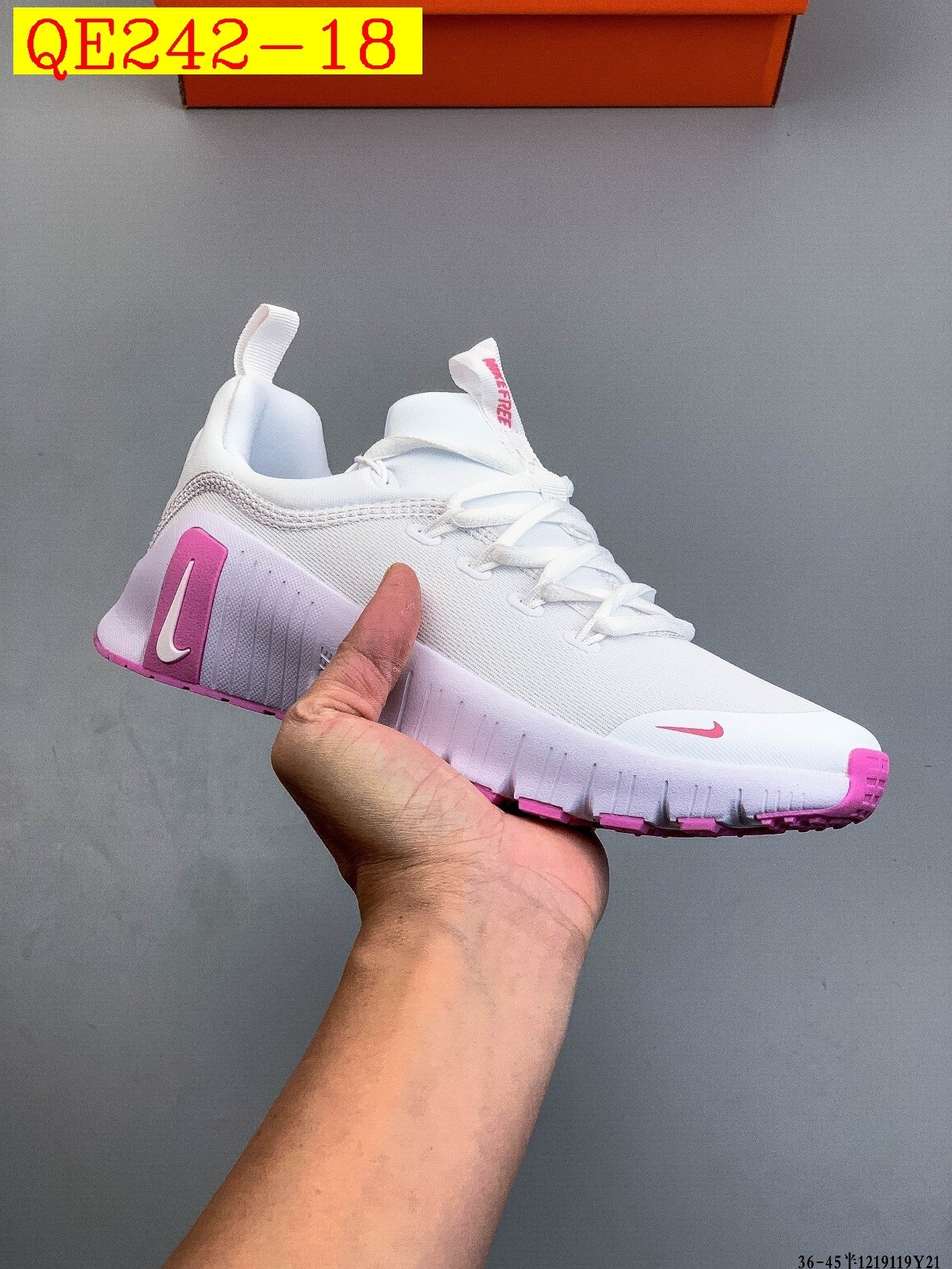 49$ Nike Free Metcon 6 size 36-45 half 326110 QE242 gallery